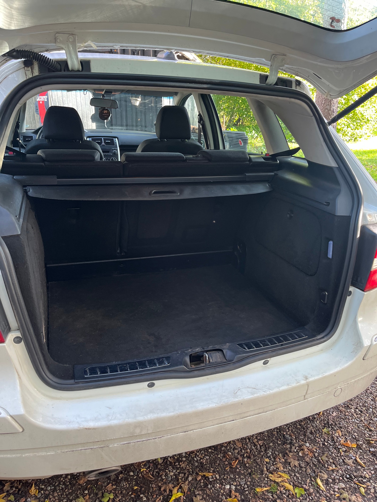 Mercedes B 180 til salg hos Nabilli