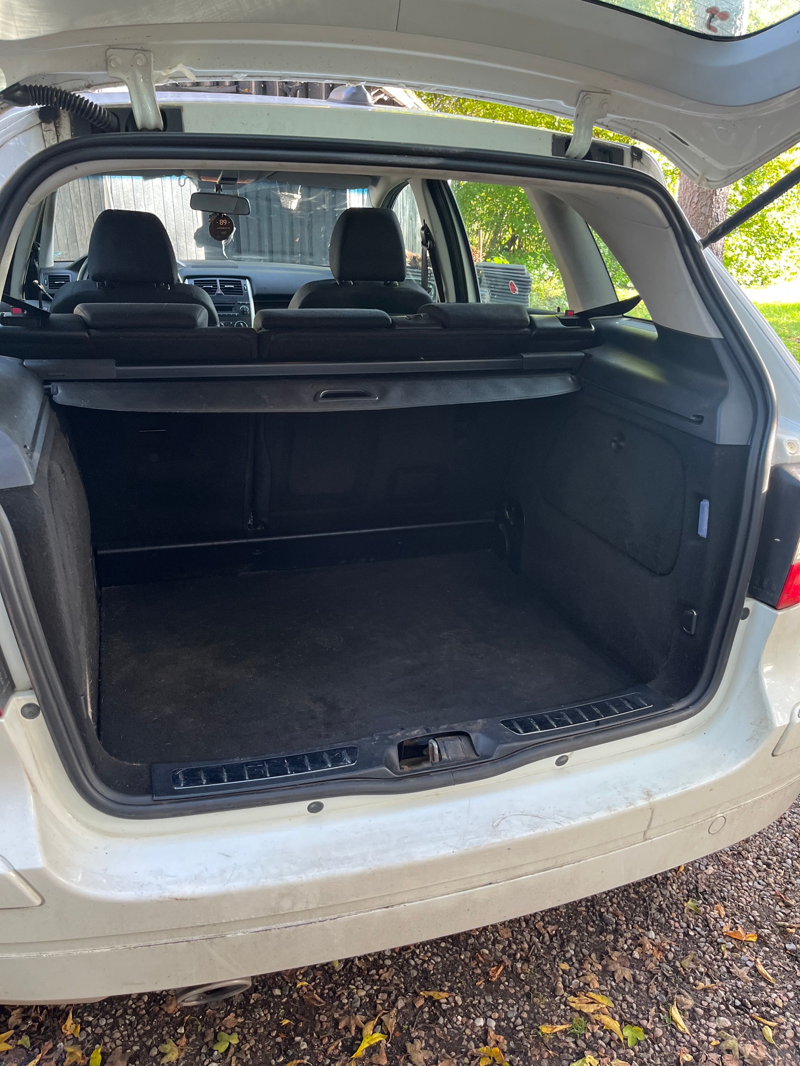 Mercedes B 180 til salg hos Nabilli
