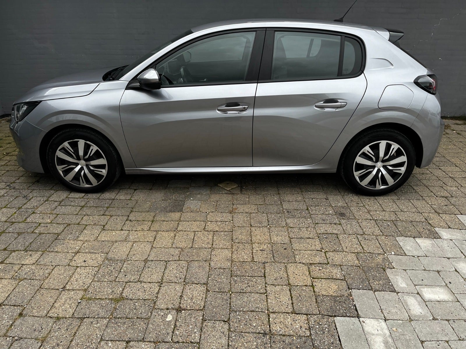 Peugeot 208 – billede 10