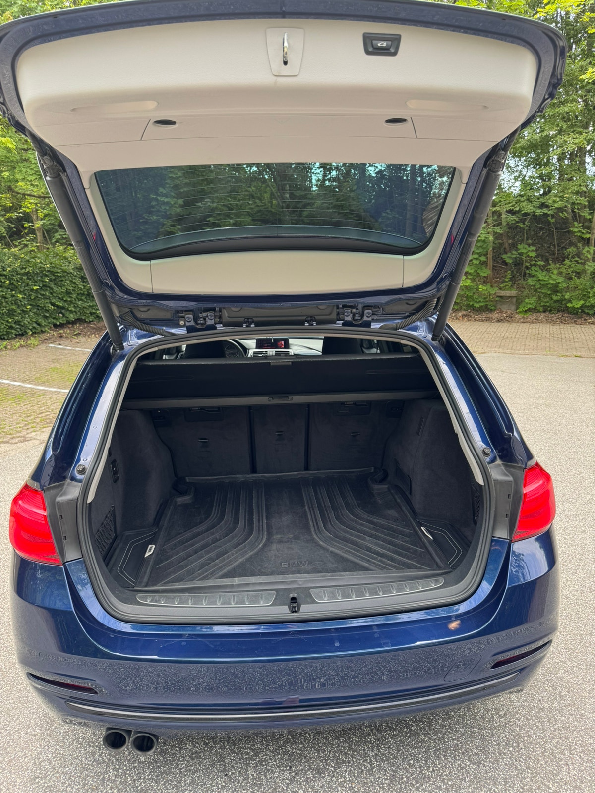 BMW 320d til salg hos Nabilli