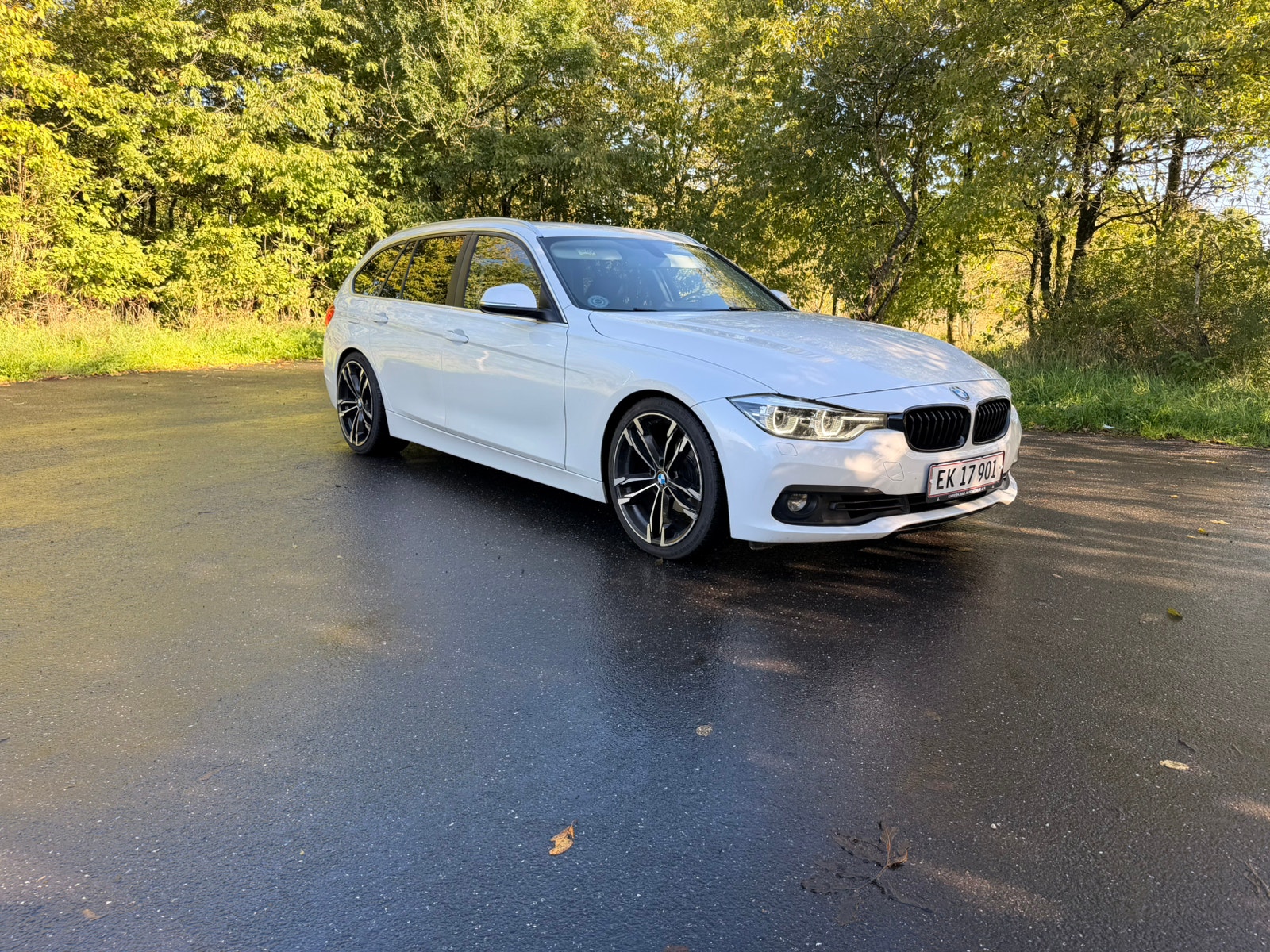 BMW 320i – billede 2