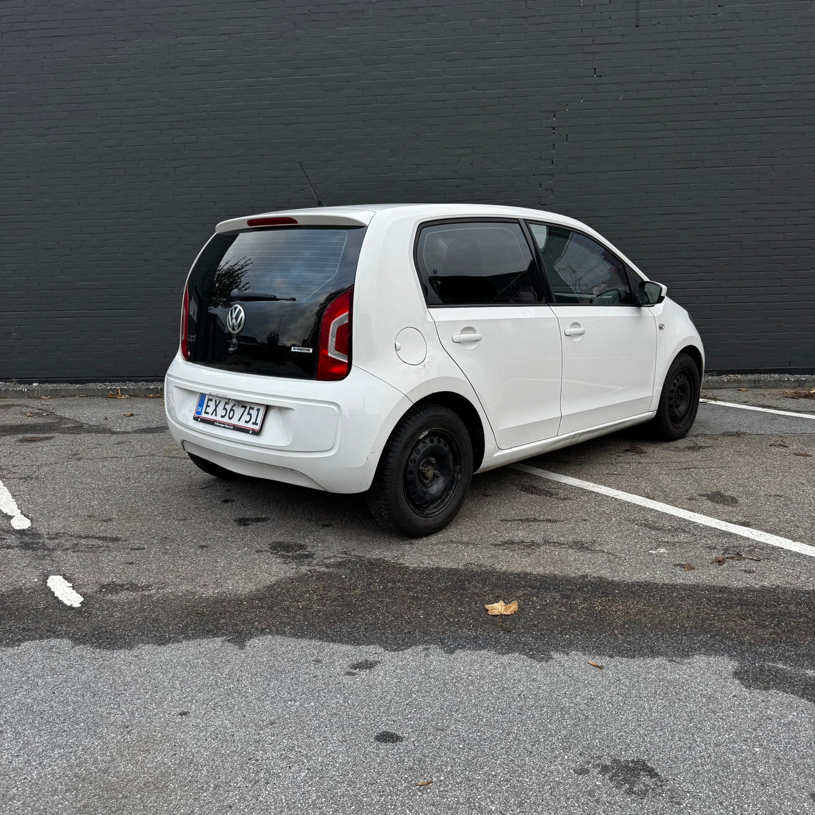 VW UP! til salg hos Nabilli