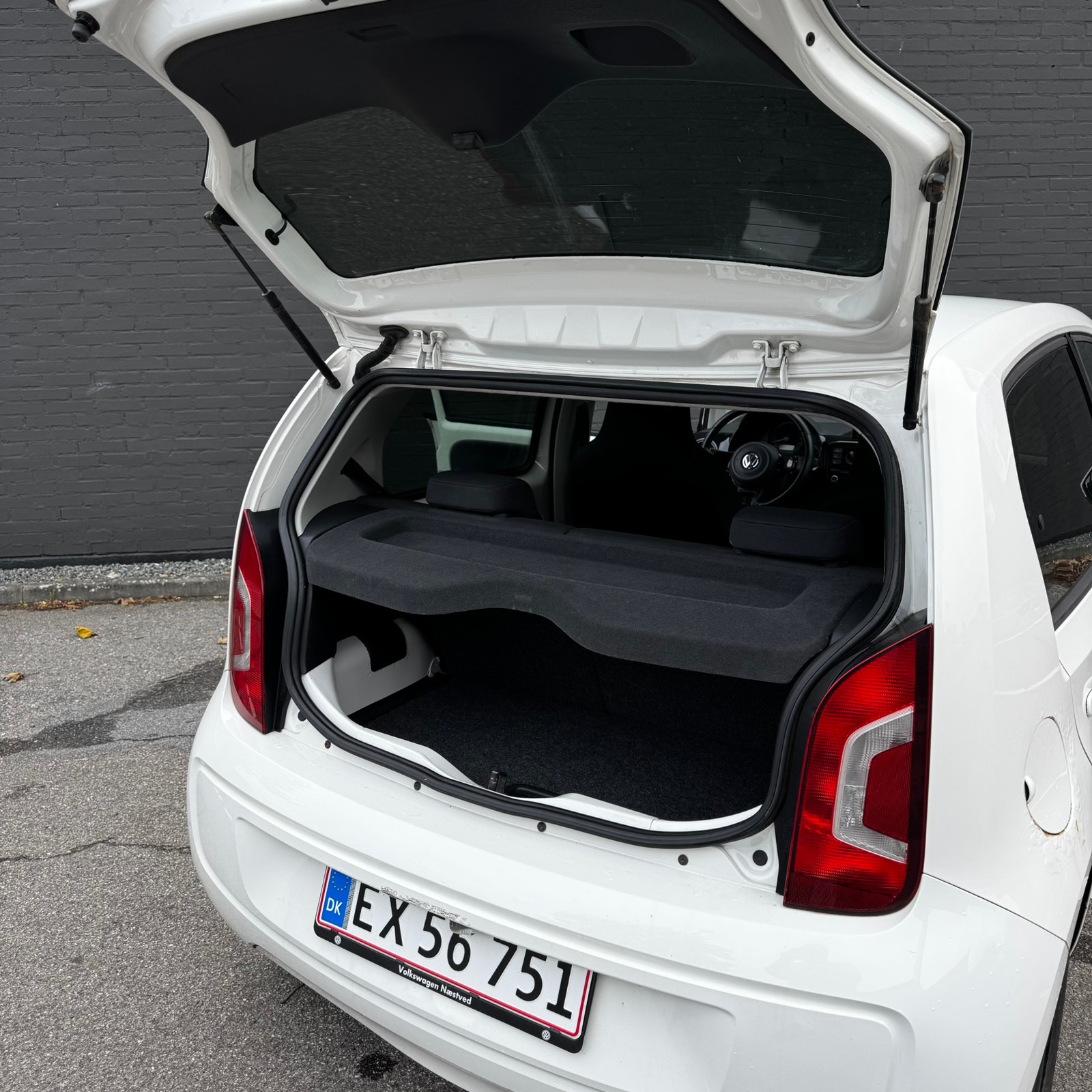 VW UP! til salg hos Nabilli