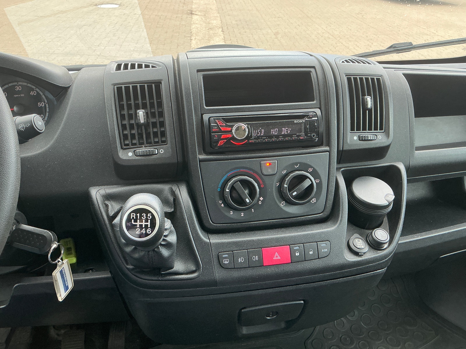 Citroen Jumper 33 til salg hos Nabilli