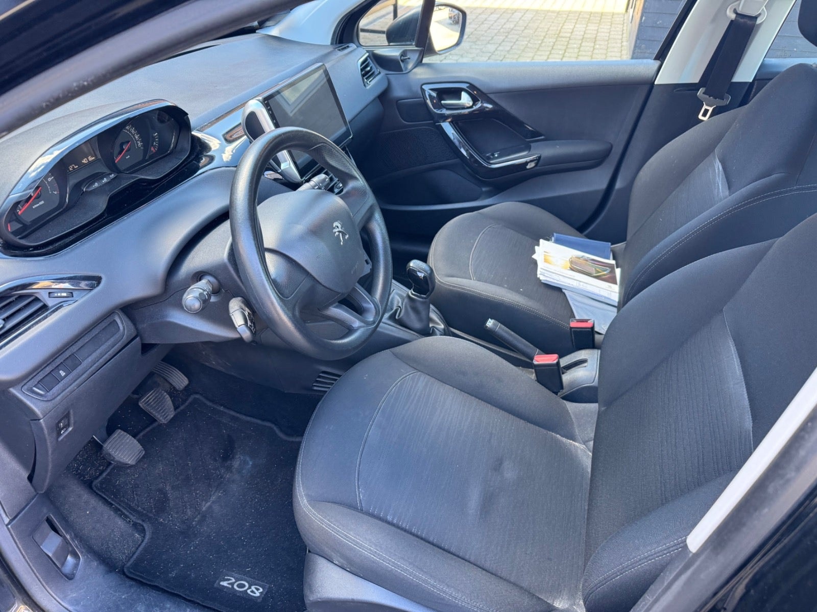 Peugeot 208 til salg hos Nabilli
