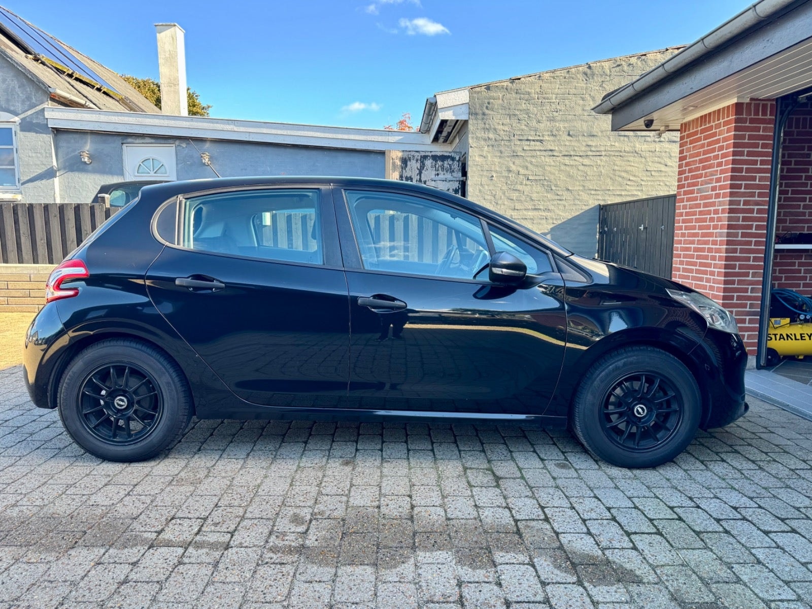 Peugeot 208 til salg hos Nabilli