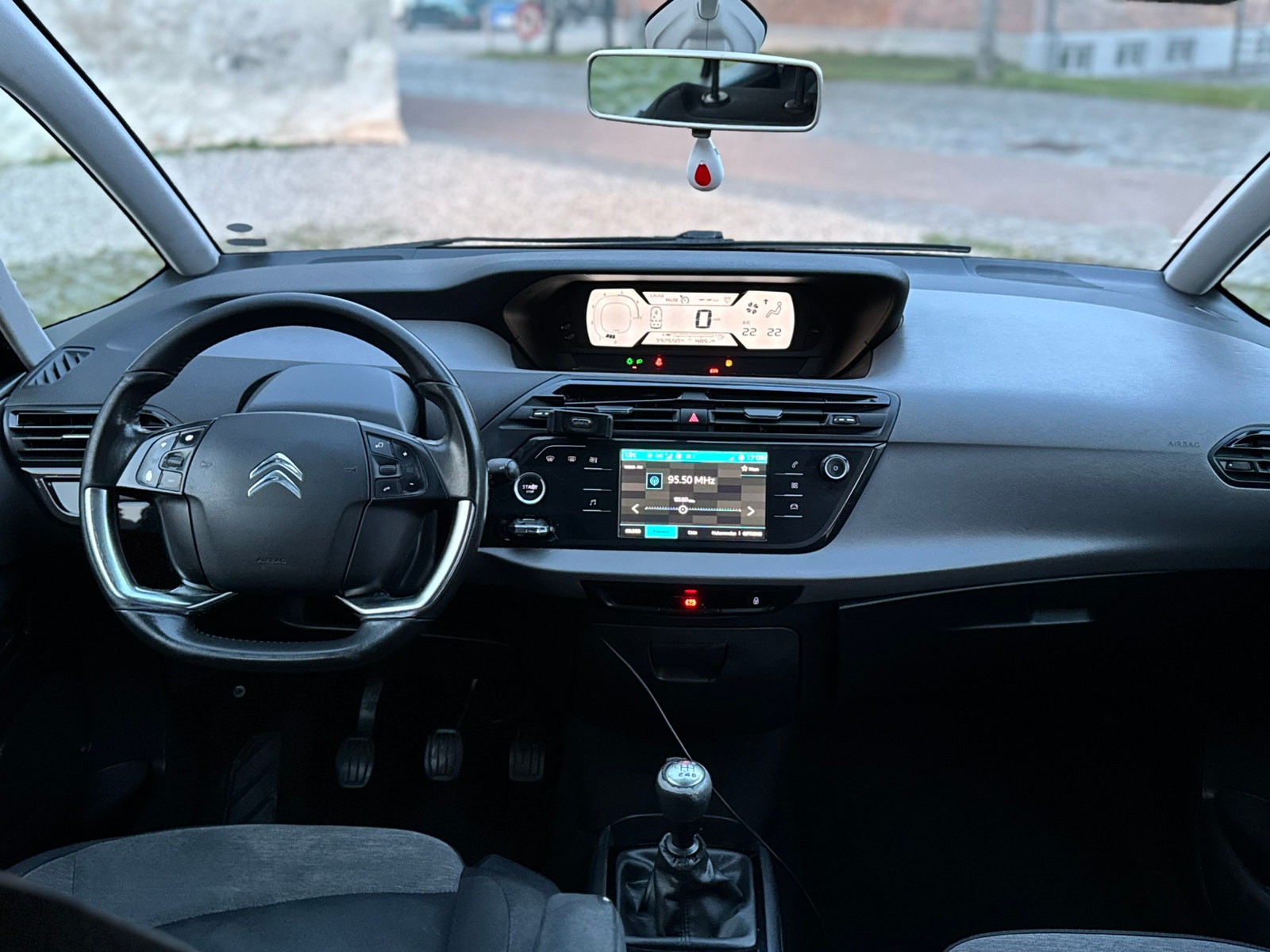 Citroen Grand C4 Picasso til salg hos Nabilli