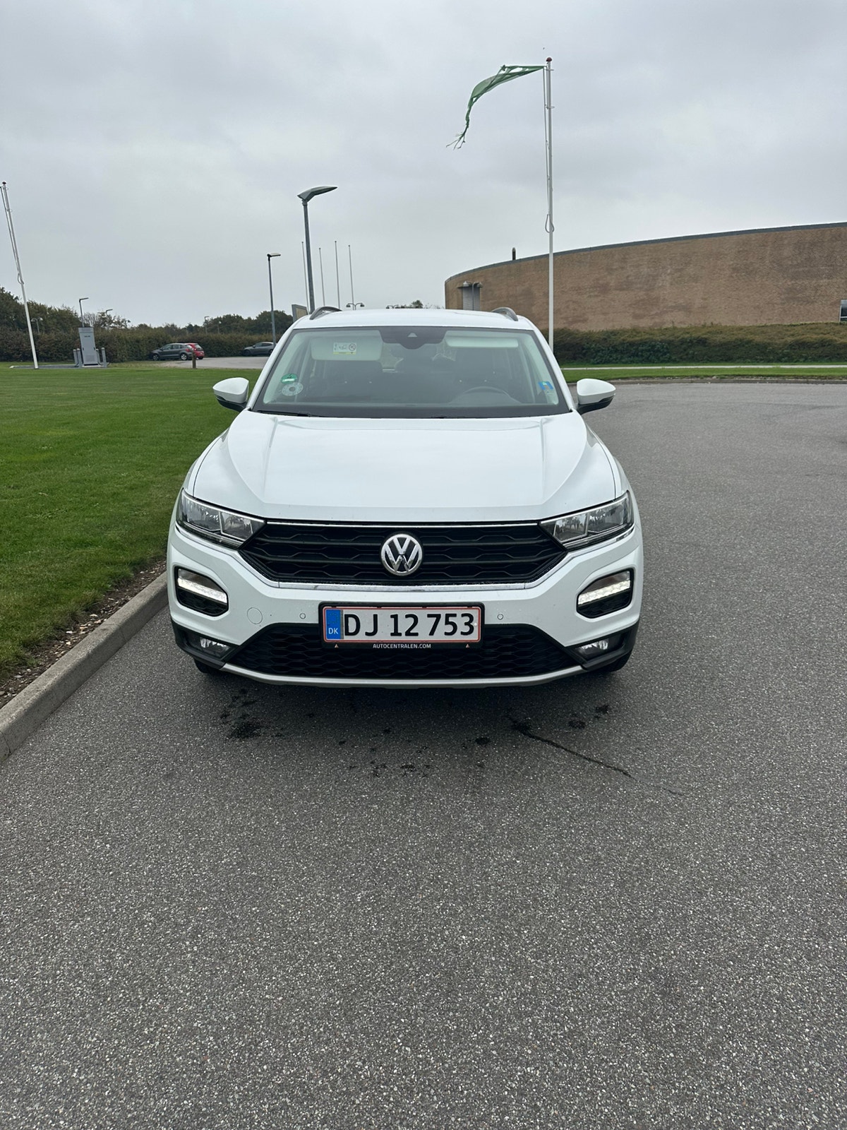 VW T-Roc til salg hos Nabilli