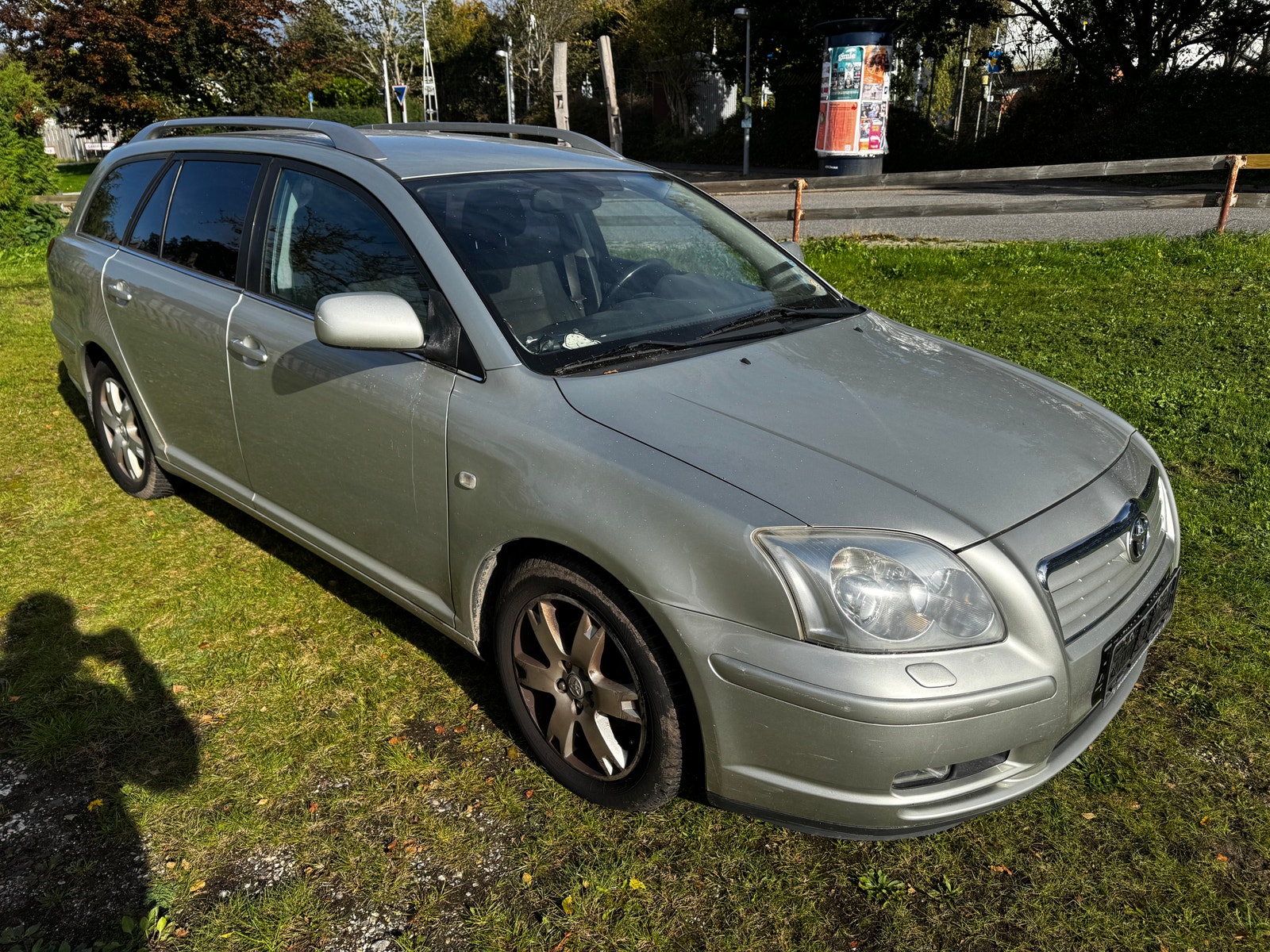 Toyota Avensis til salg hos Nabilli