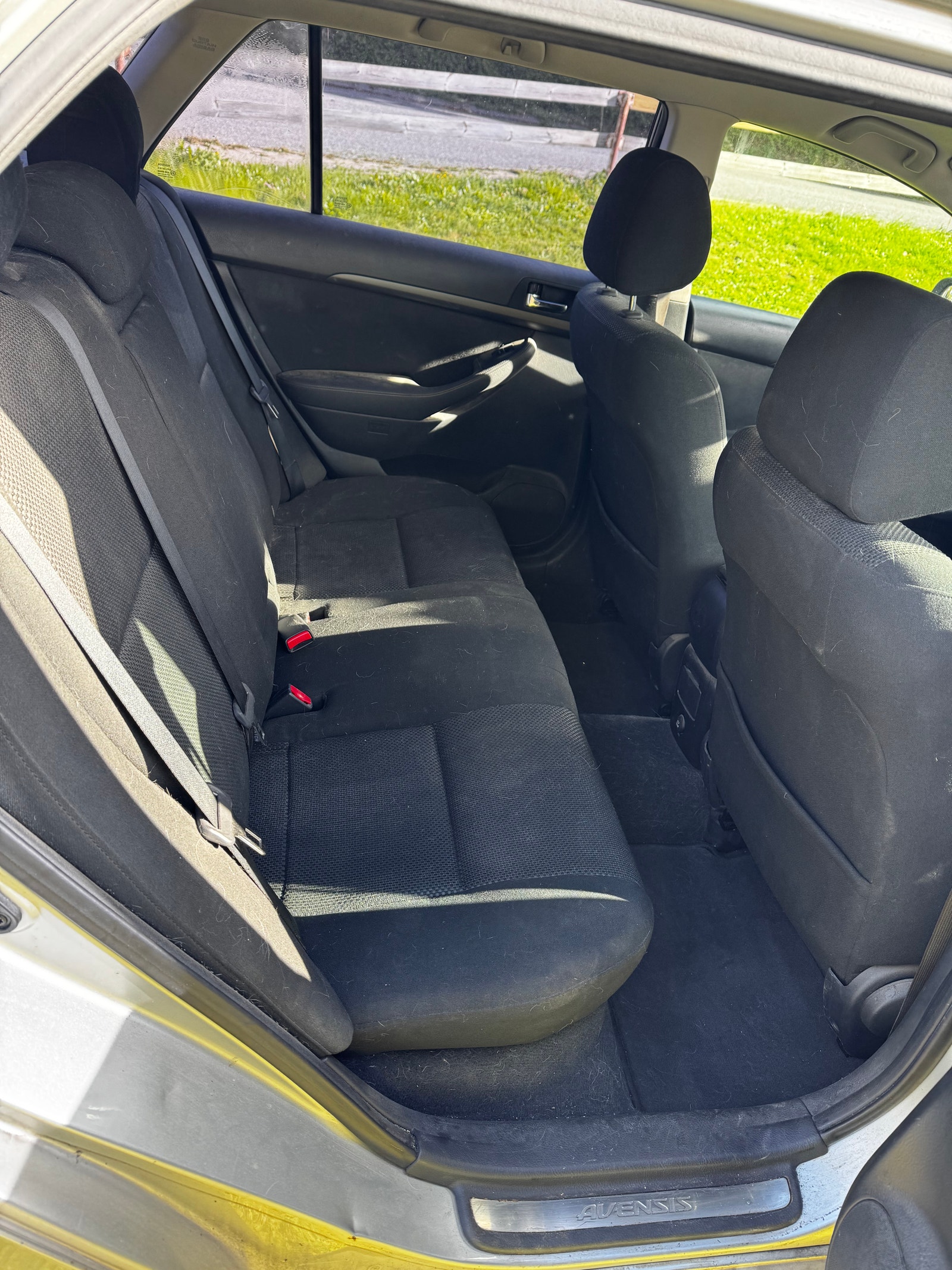 Toyota Avensis til salg hos Nabilli