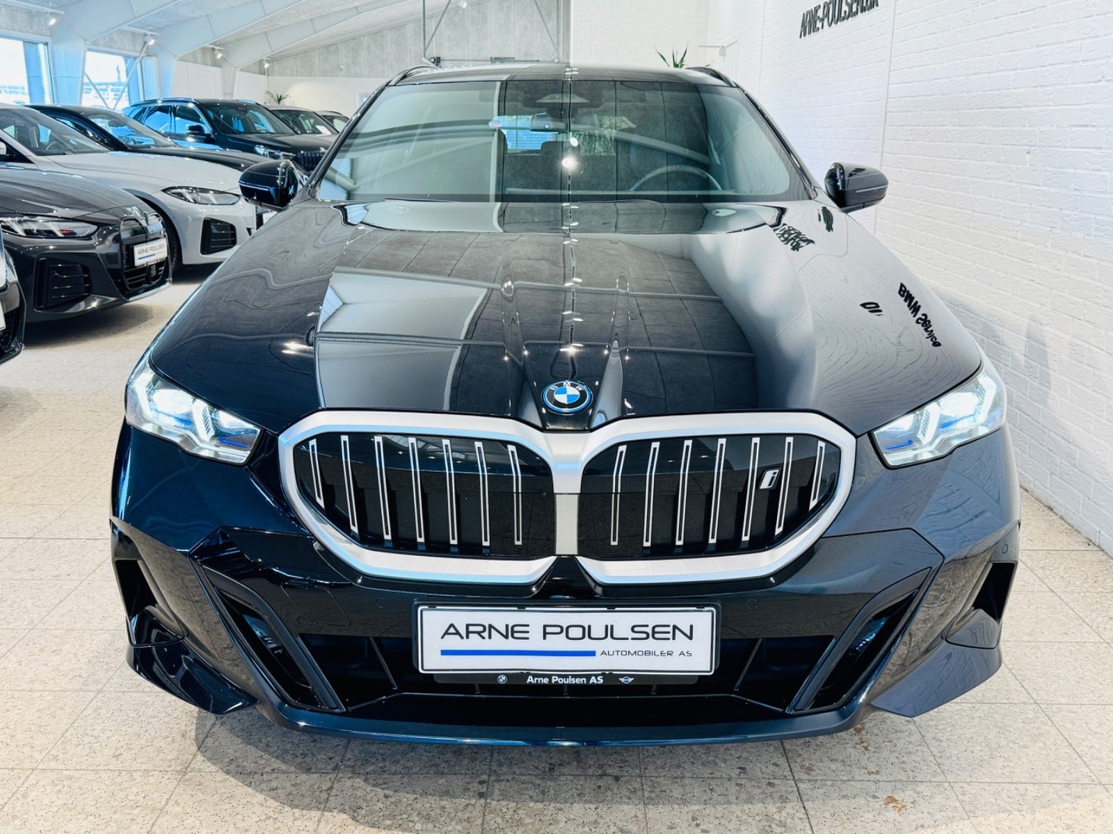 BMW i5 til salg hos Nabilli