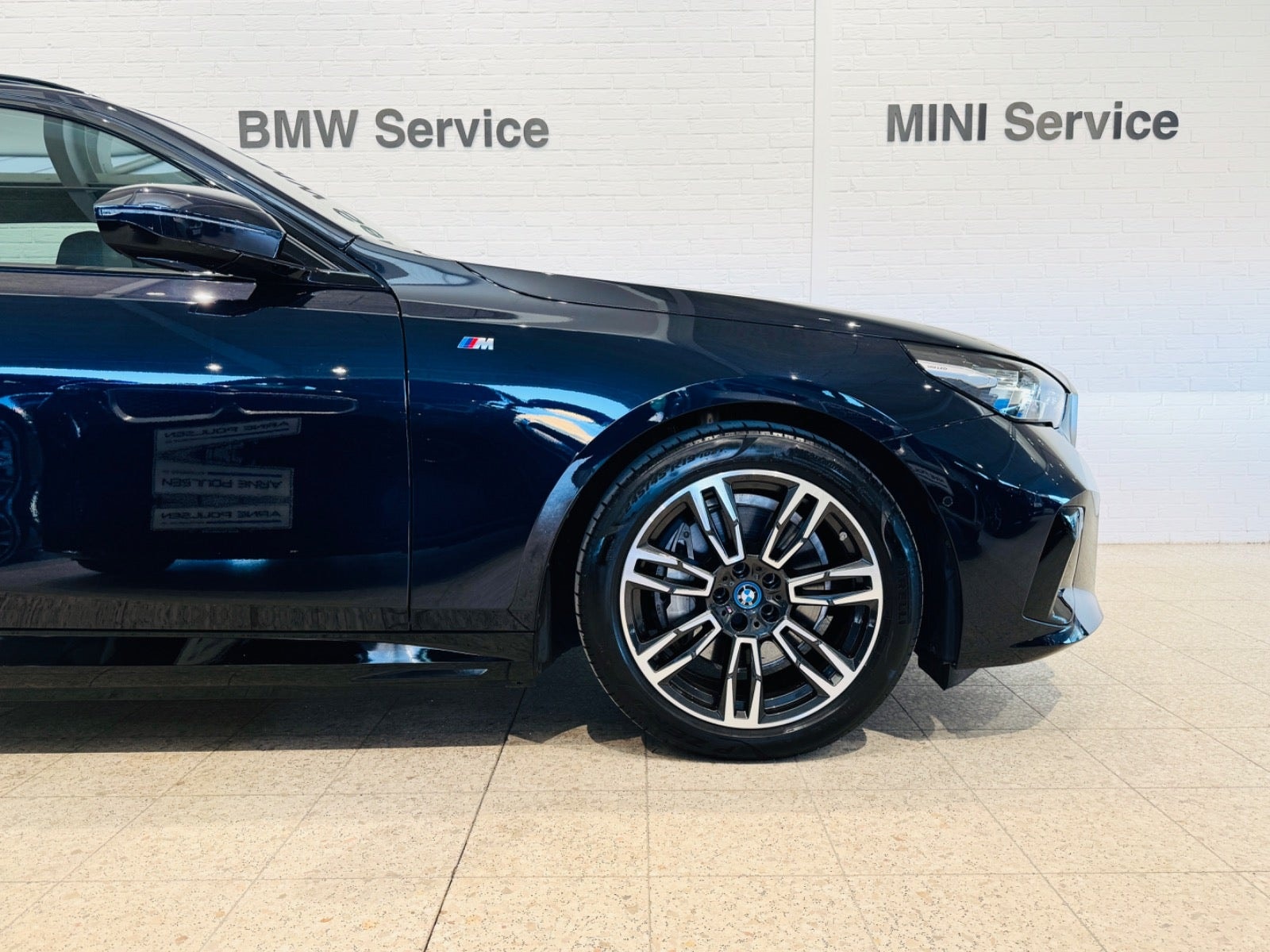 BMW i5 til salg hos Nabilli