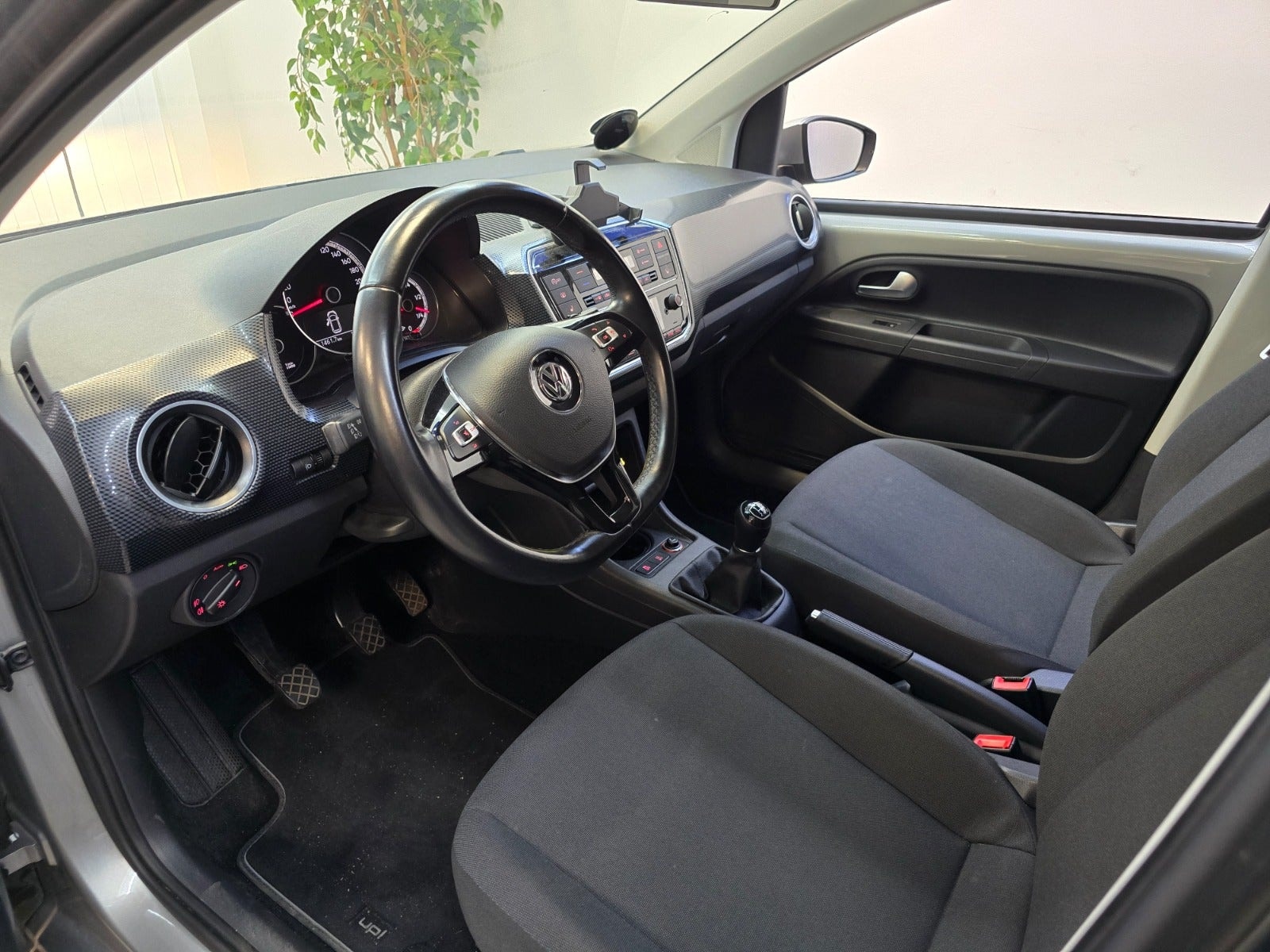 VW UP! til salg hos Nabilli
