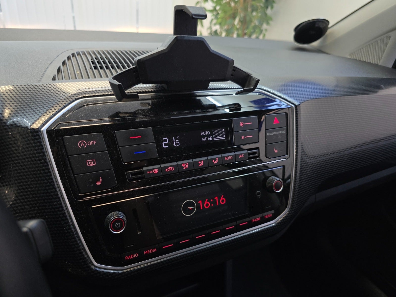 VW UP! til salg hos Nabilli
