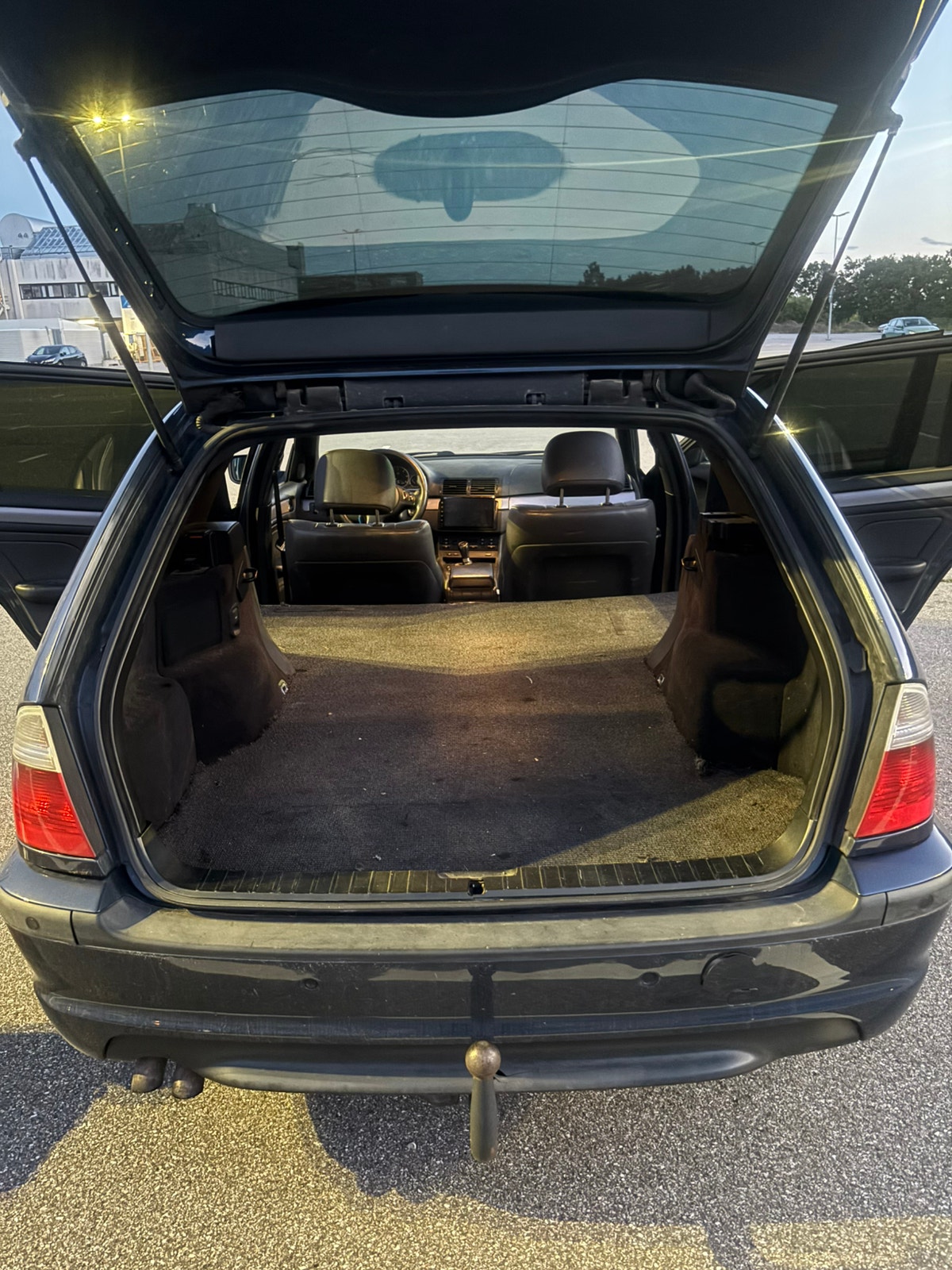 BMW 330d til salg hos Nabilli