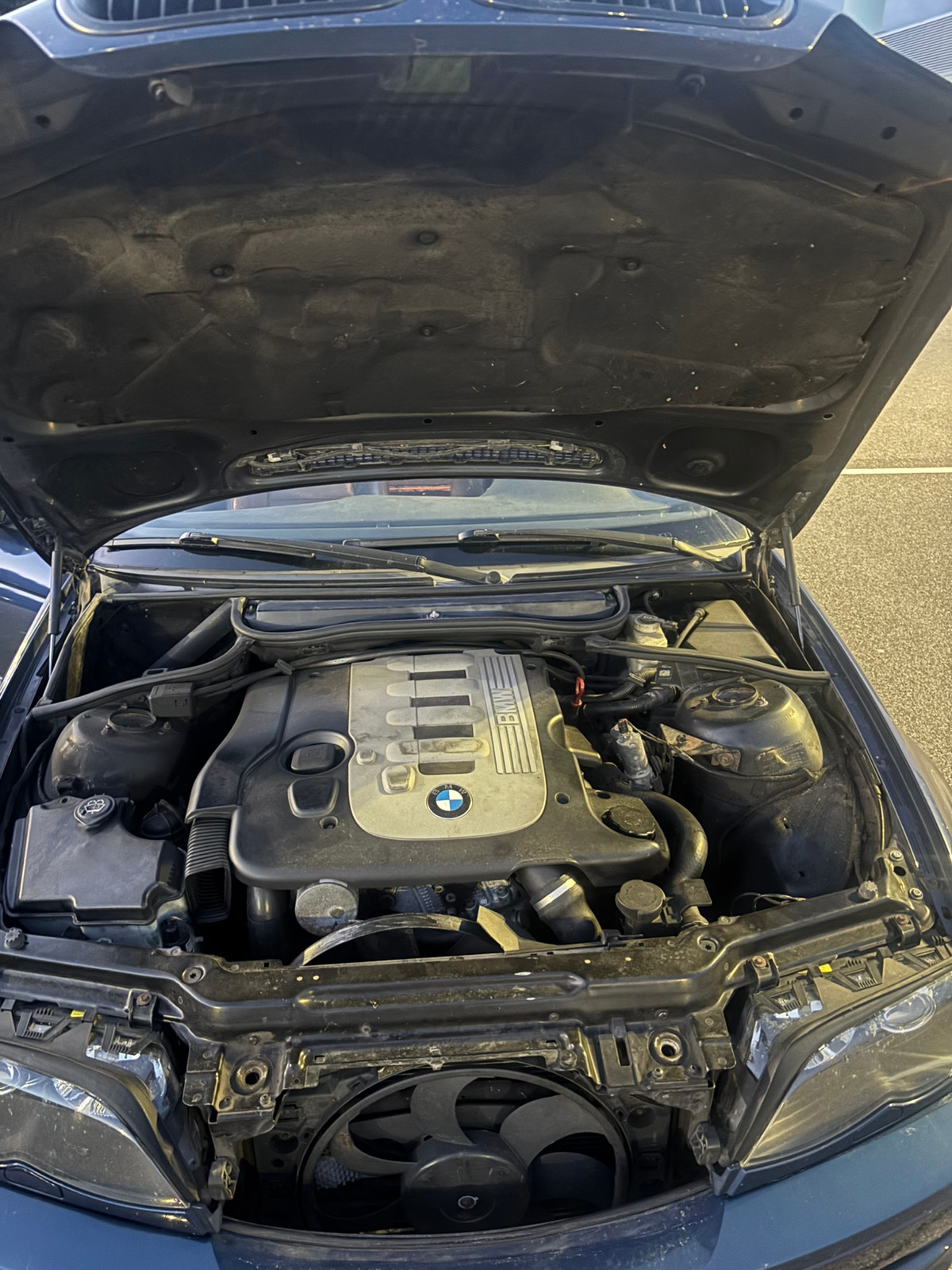 BMW 330d til salg hos Nabilli