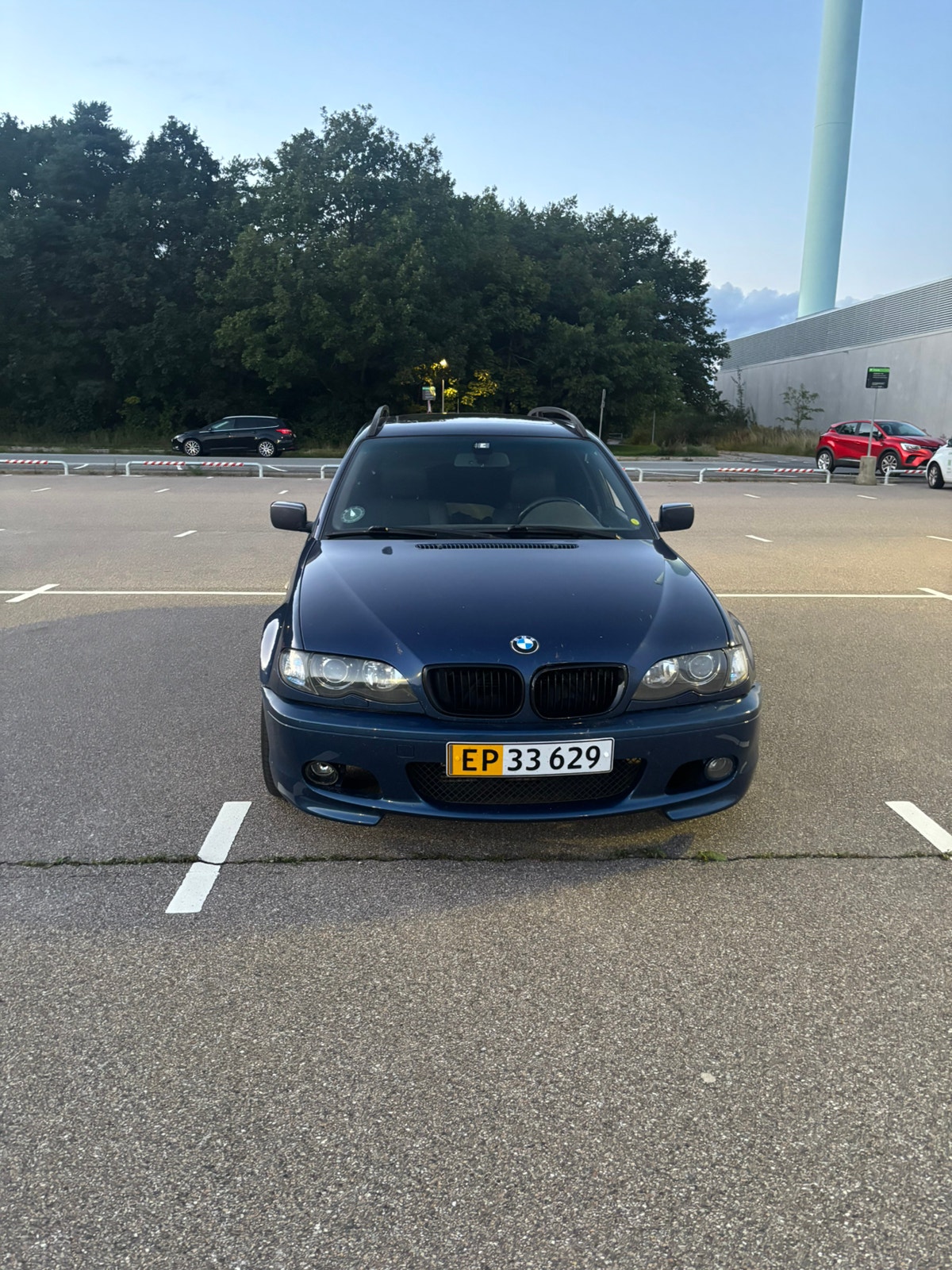 BMW 330d til salg hos Nabilli
