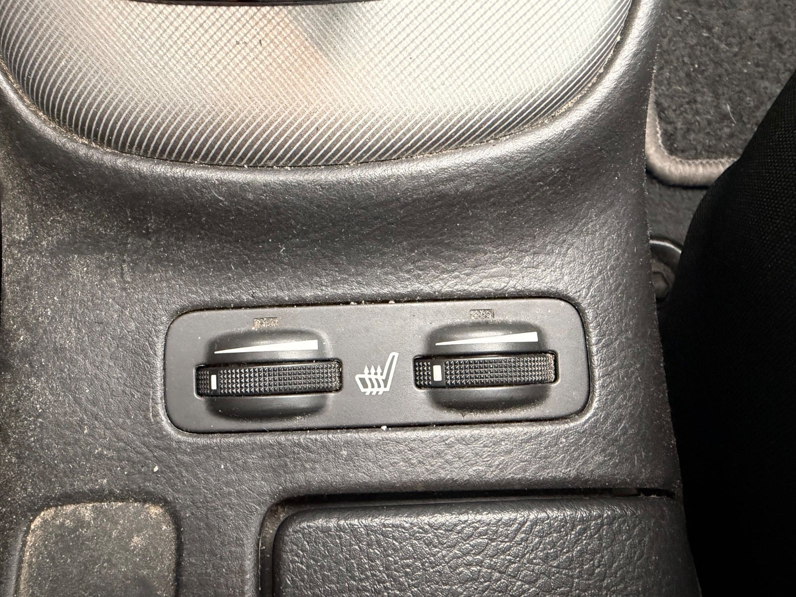 Toyota Avensis til salg hos Nabilli