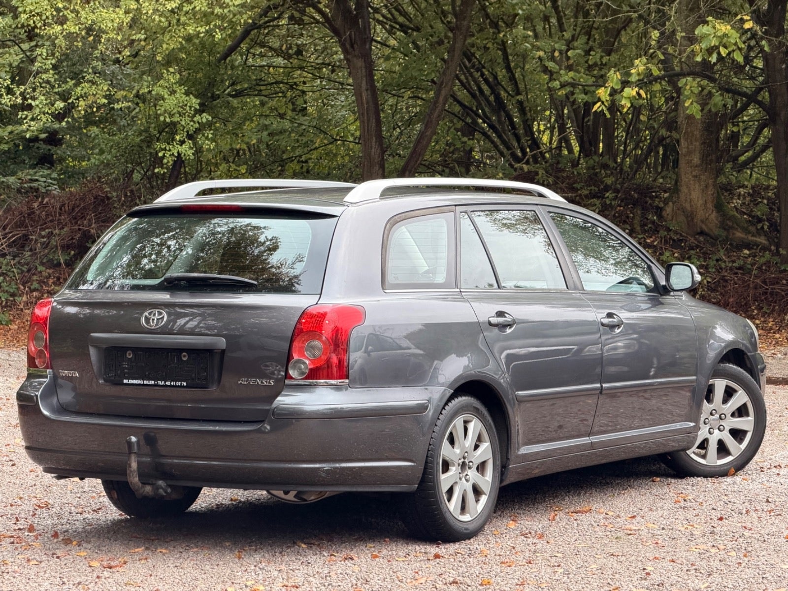 Toyota Avensis til salg hos Nabilli