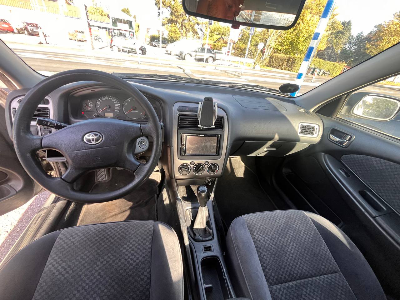Toyota Avensis til salg hos Nabilli