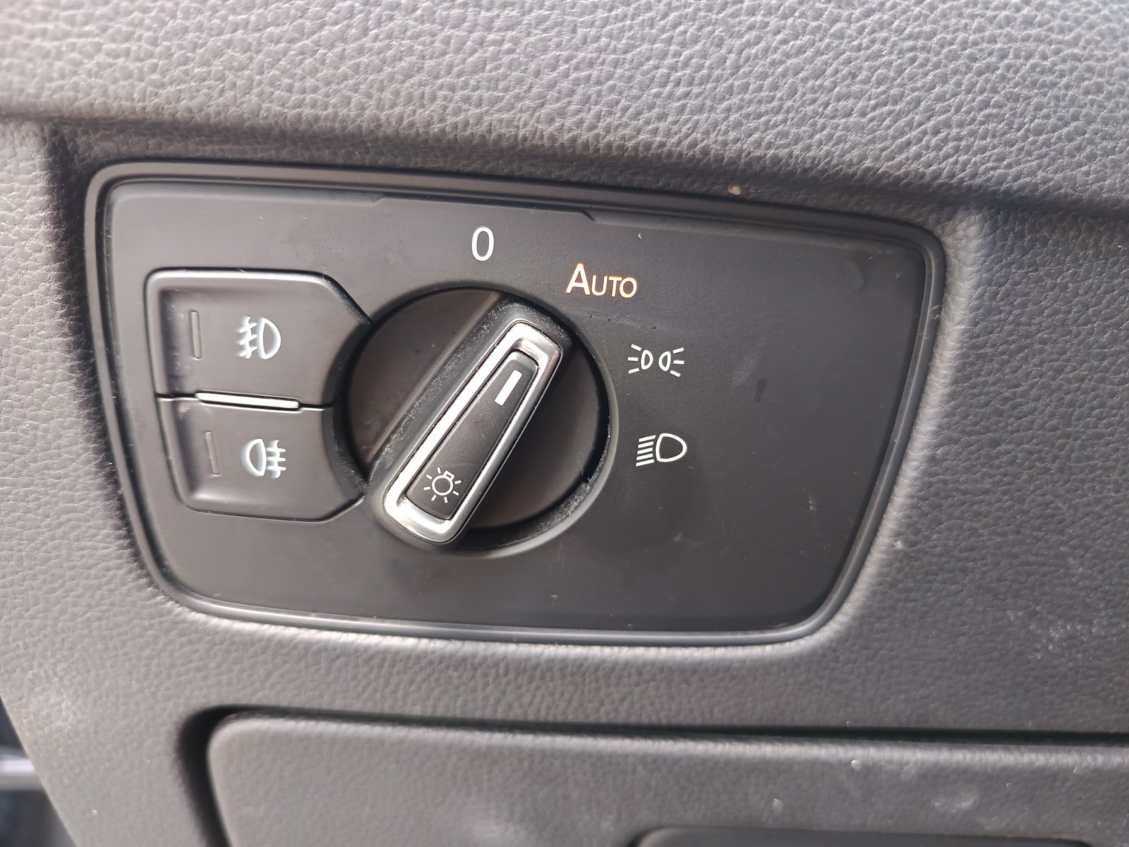 VW Passat til salg hos Nabilli