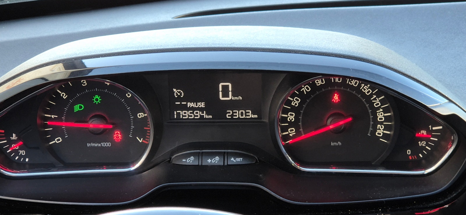 Peugeot 208 – billede 9