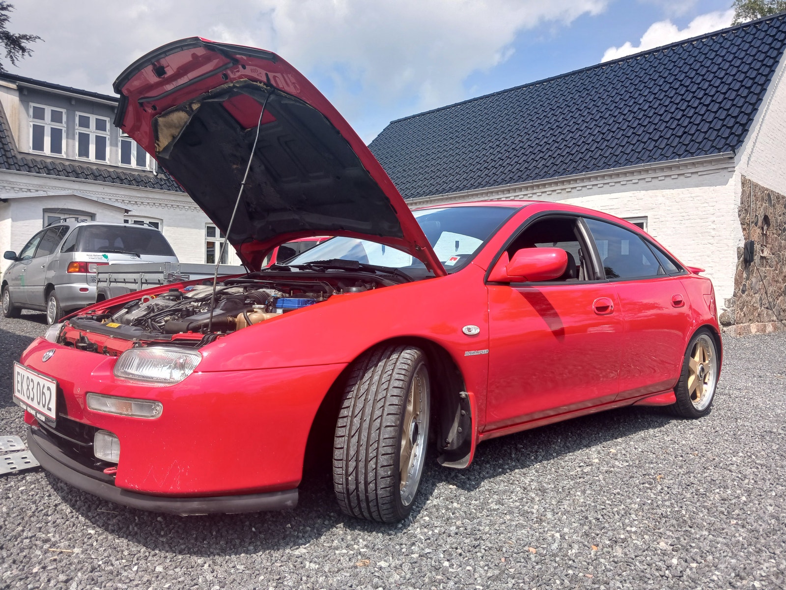 Mazda 323F til salg hos Nabilli