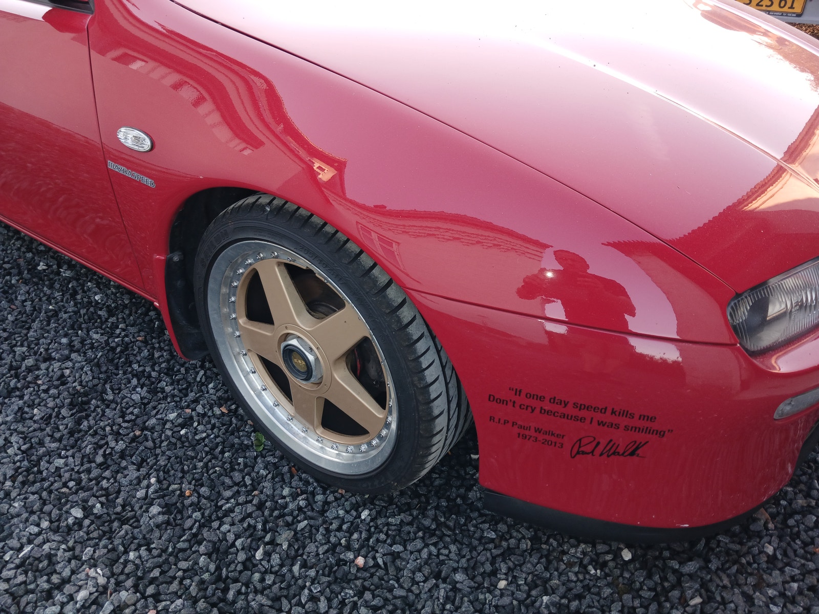 Mazda 323F til salg hos Nabilli