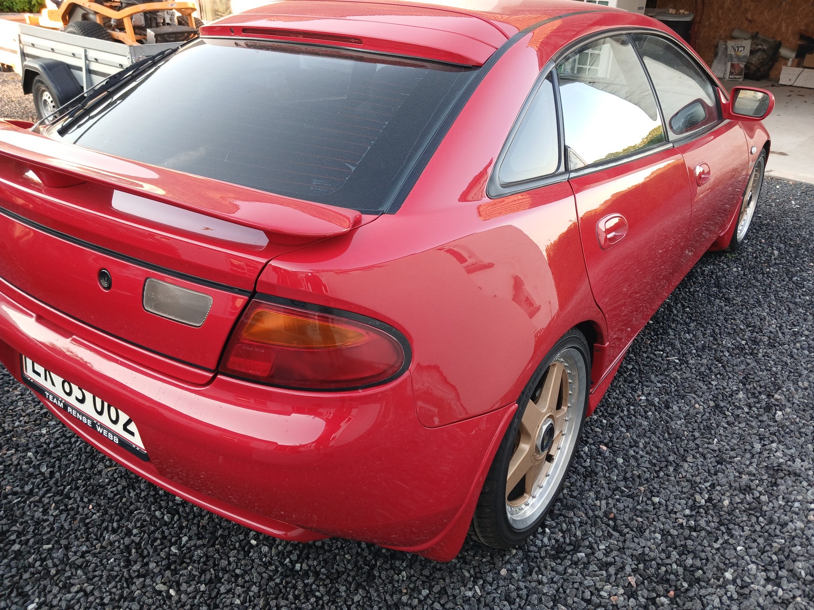 Mazda 323F til salg hos Nabilli