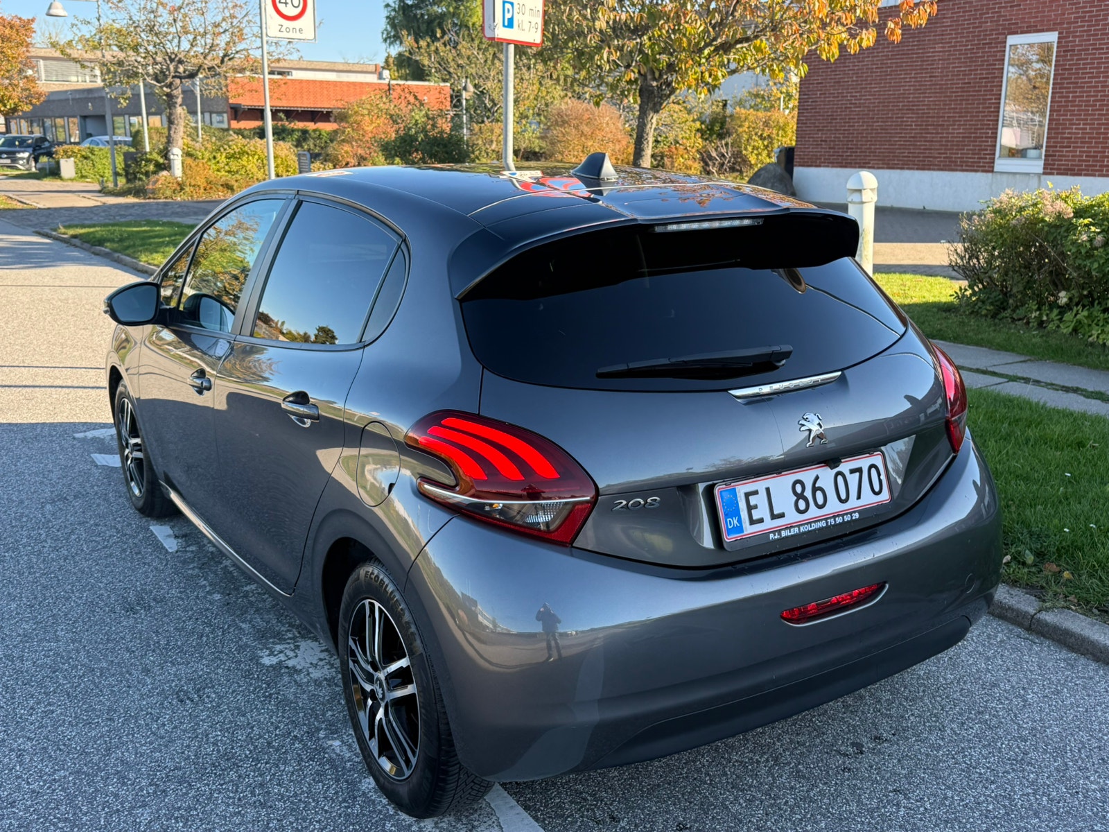 Peugeot 208 til salg hos Nabilli