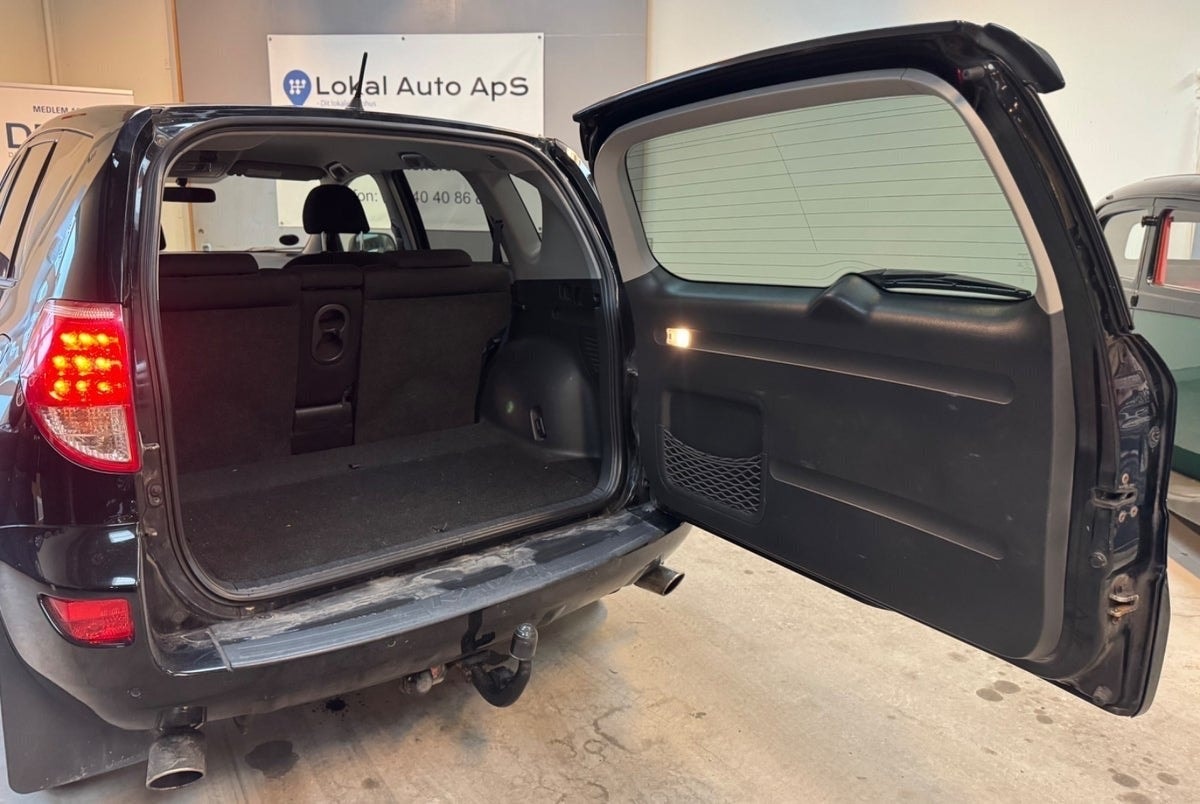 Toyota RAV4 til salg hos Nabilli