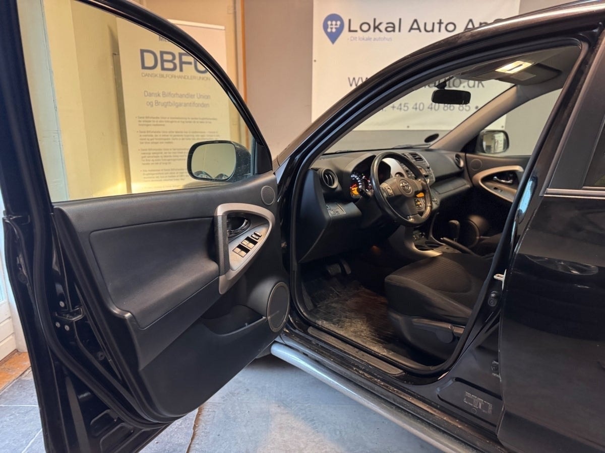 Toyota RAV4 til salg hos Nabilli