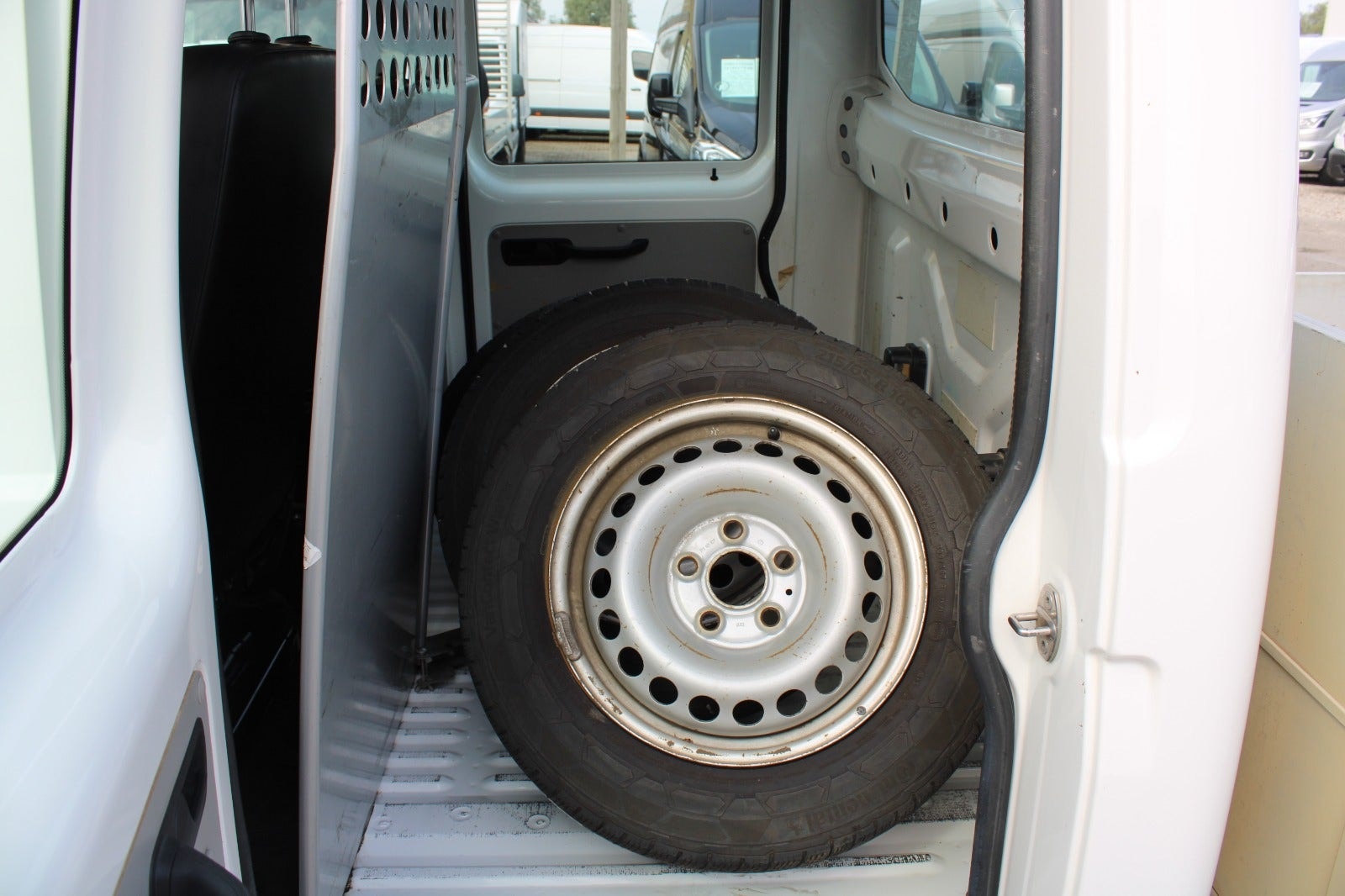 VW Transporter til salg hos Nabilli