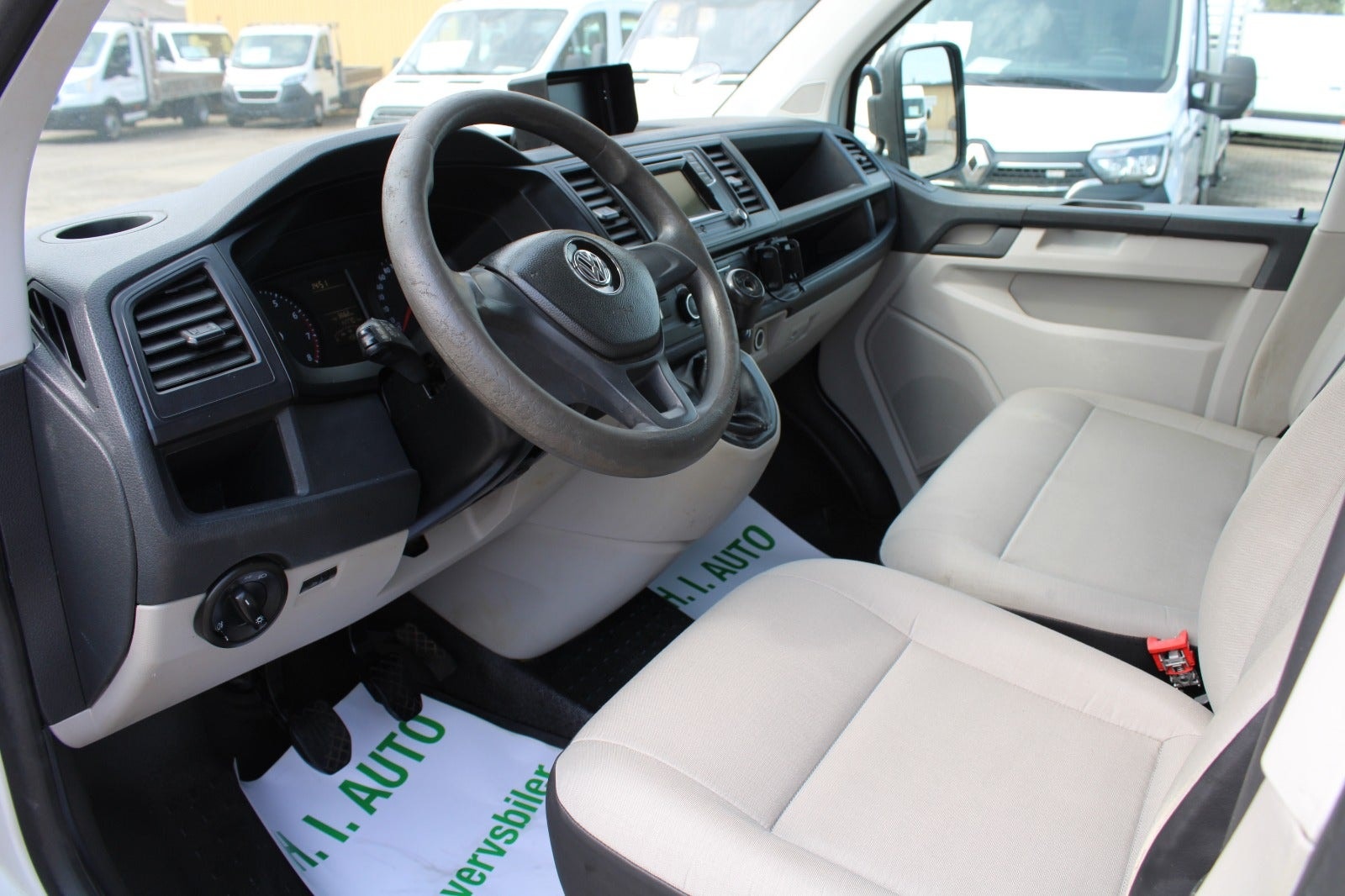 VW Transporter til salg hos Nabilli