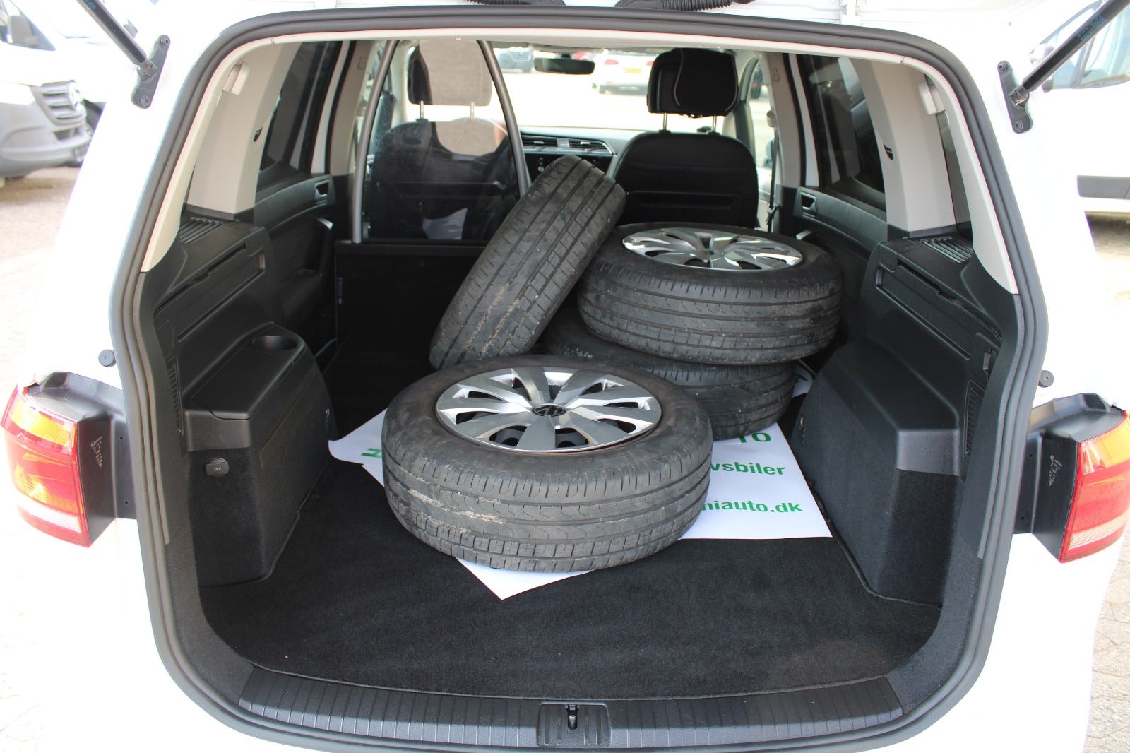 VW Touran til salg hos Nabilli