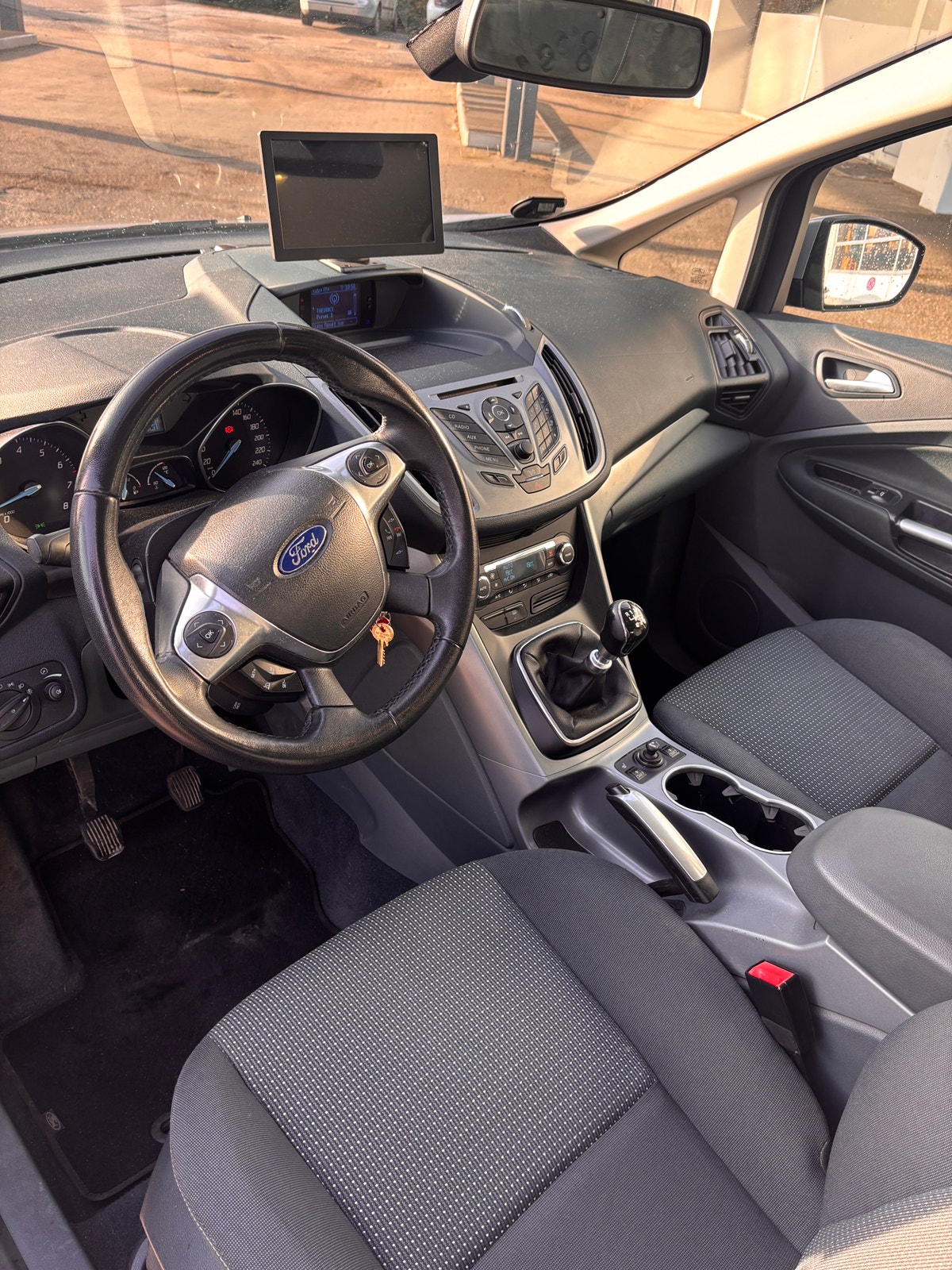 Ford Grand C-MAX til salg hos Nabilli