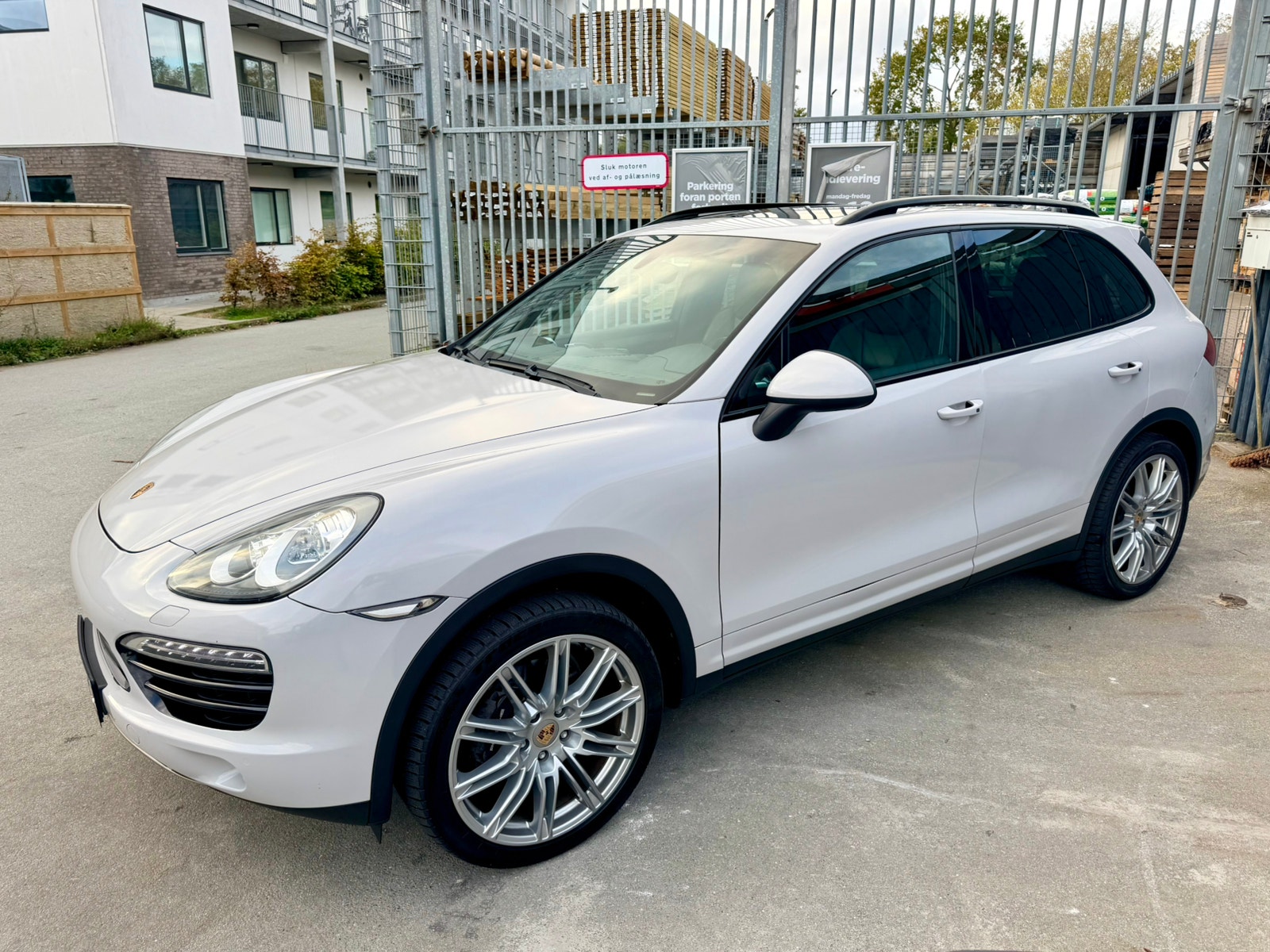 Porsche Cayenne til salg hos Nabilli