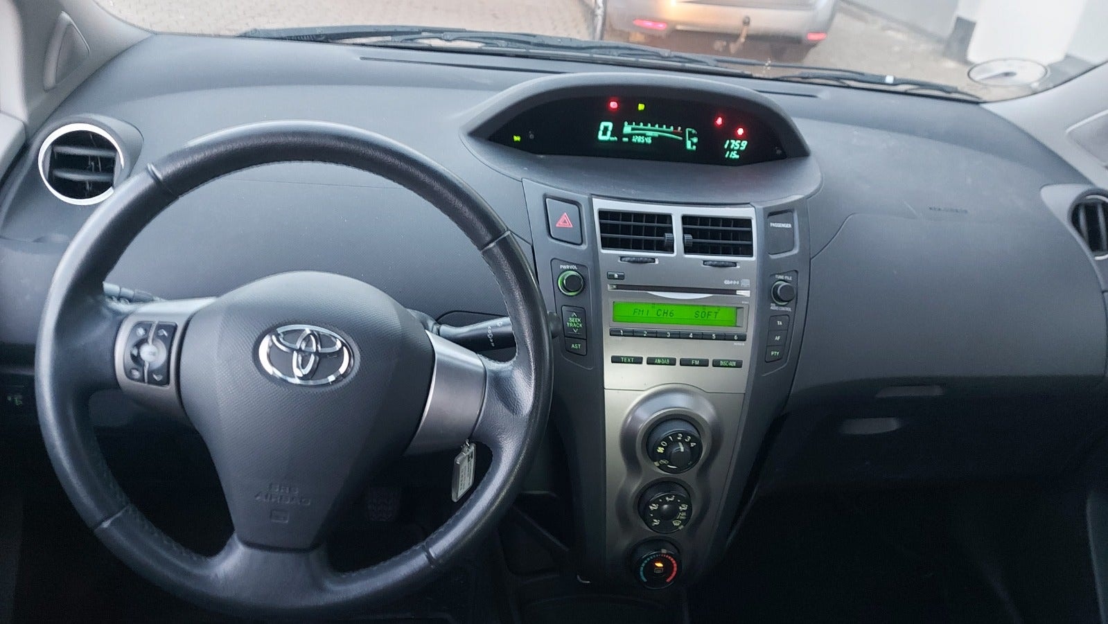 Toyota Yaris til salg hos Nabilli