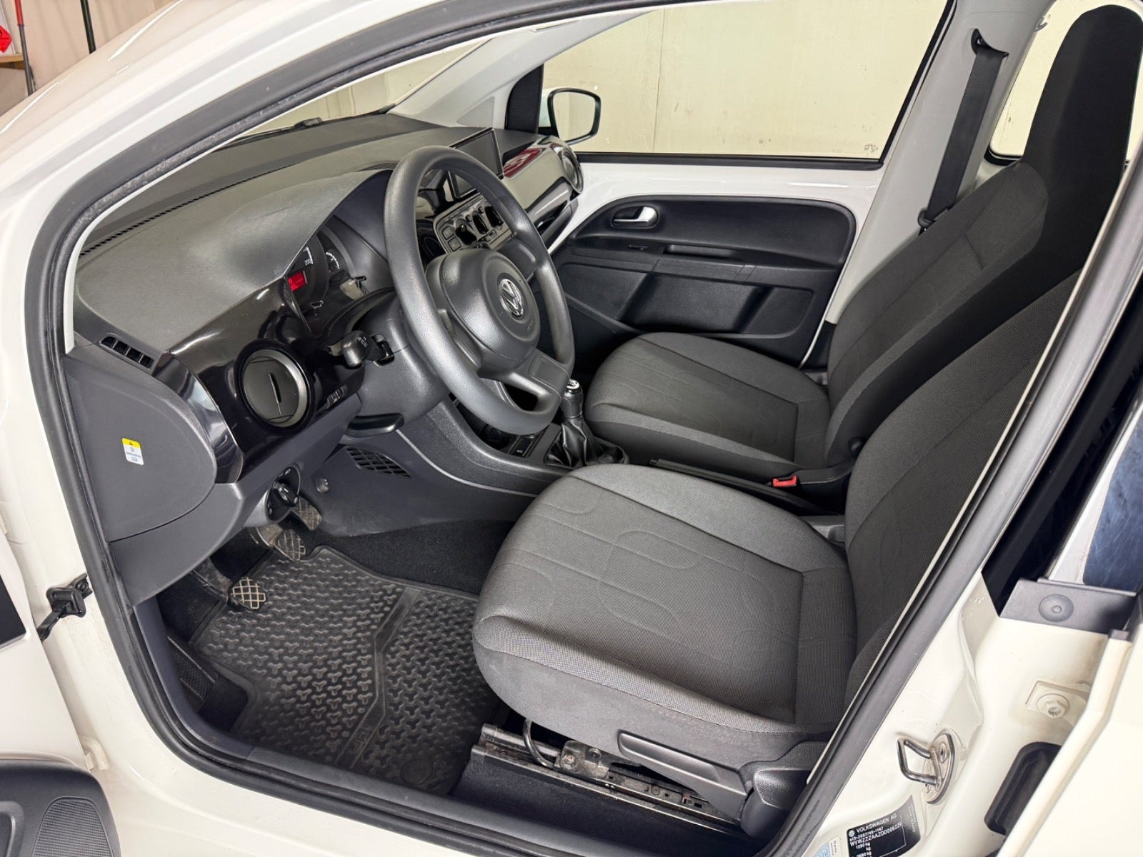 VW UP! til salg hos Nabilli
