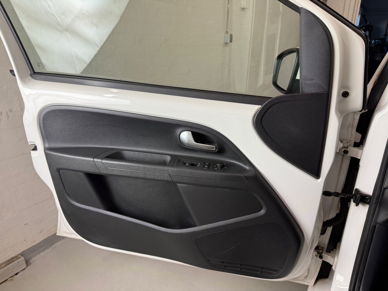 VW UP! til salg hos Nabilli