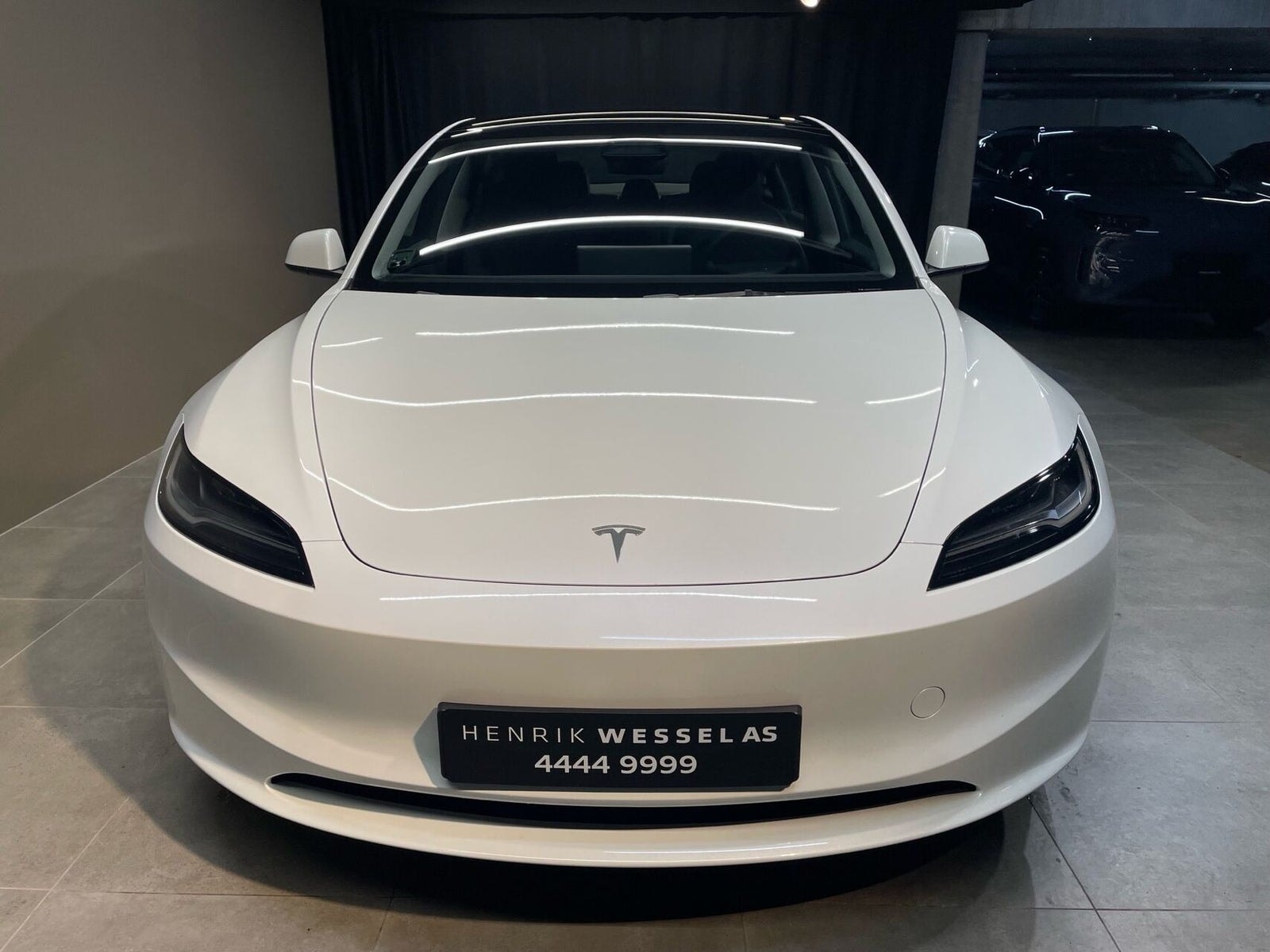 Tesla Model 3 til salg hos Nabilli