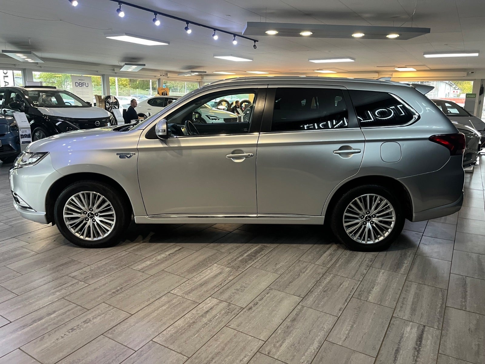 Mitsubishi Outlander til salg hos Nabilli