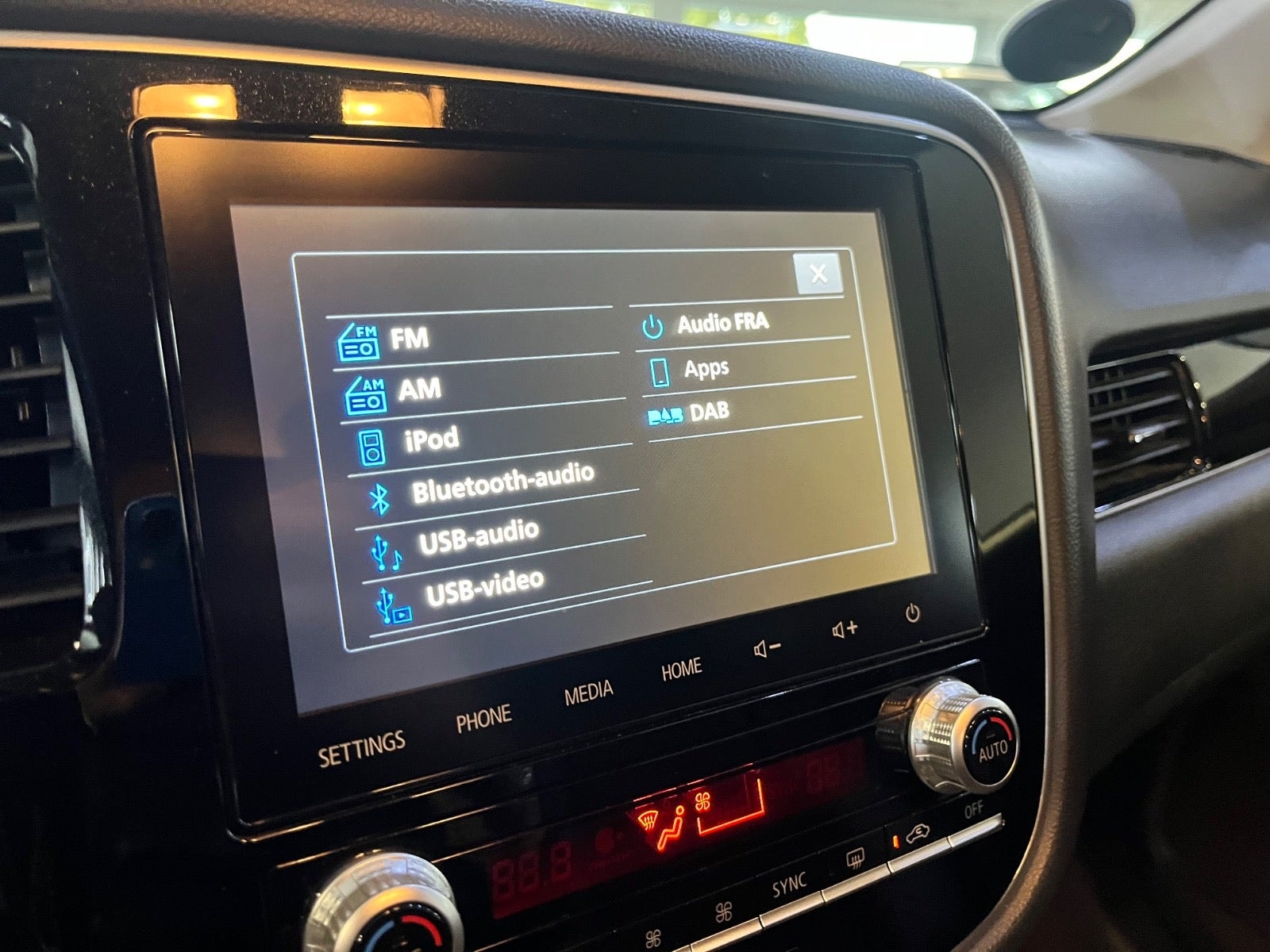 Mitsubishi Outlander til salg hos Nabilli