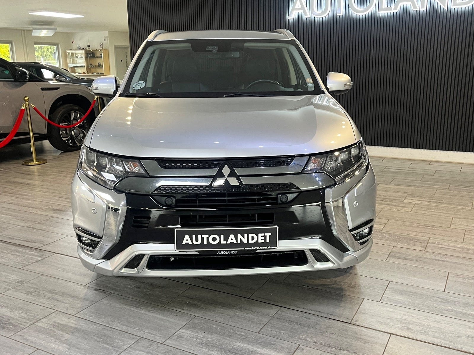 Mitsubishi Outlander til salg hos Nabilli