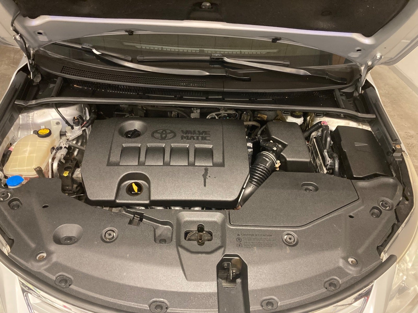Toyota Avensis til salg hos Nabilli