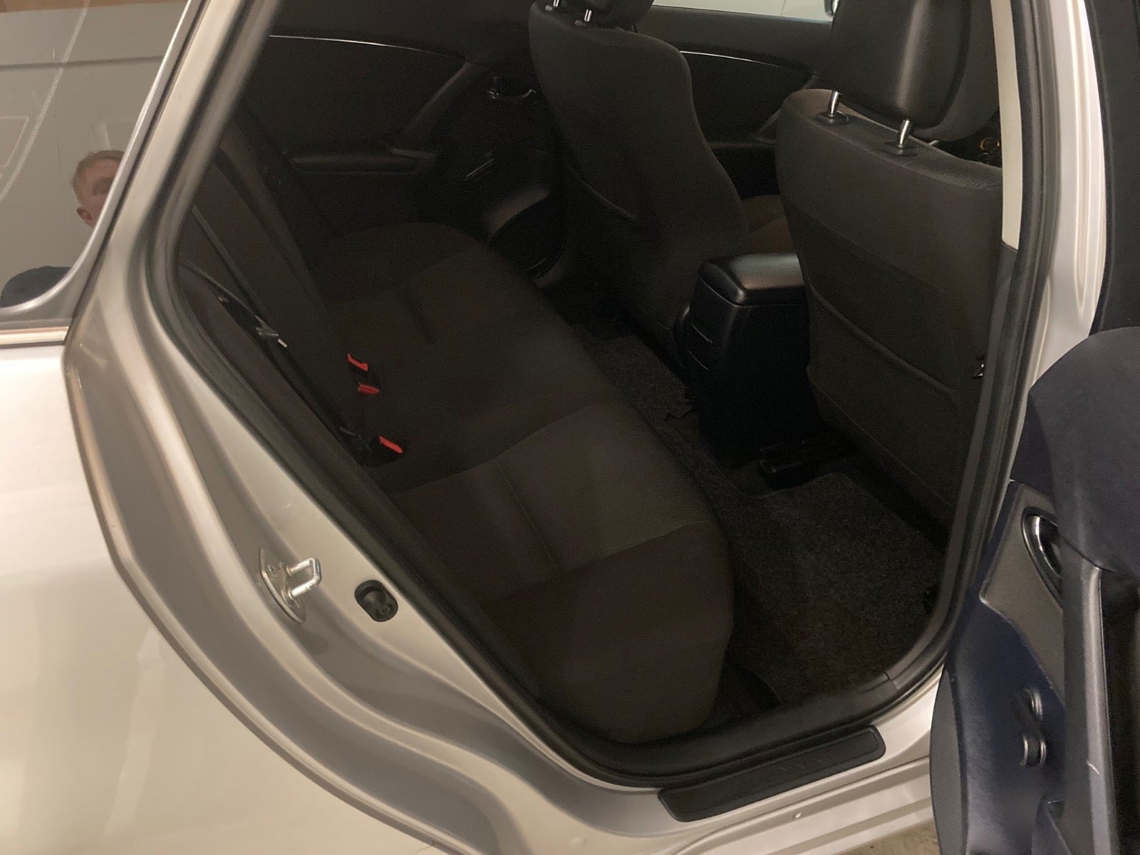 Toyota Avensis til salg hos Nabilli