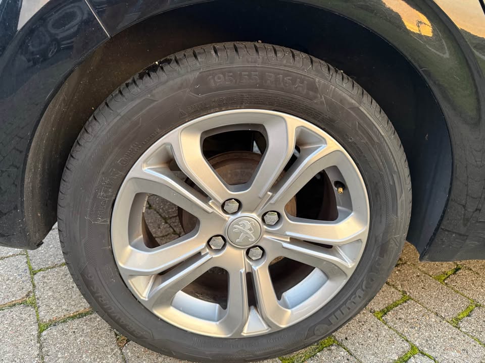 Peugeot 208 til salg hos Nabilli