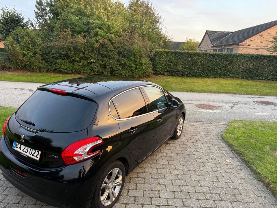 Peugeot 208 til salg hos Nabilli
