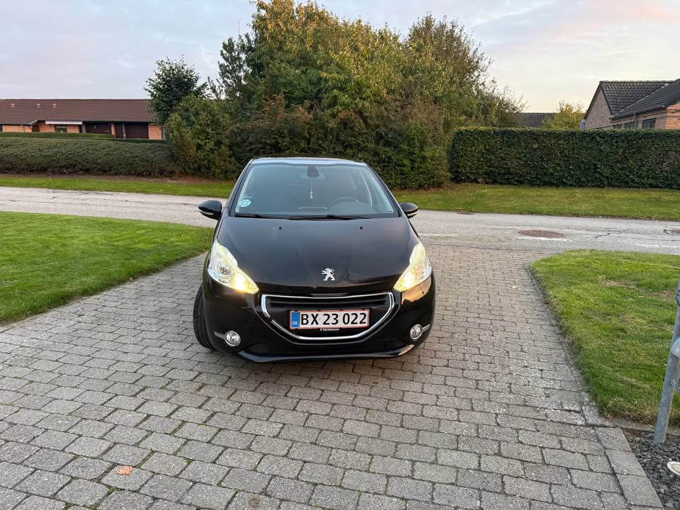 Peugeot 208 til salg hos Nabilli