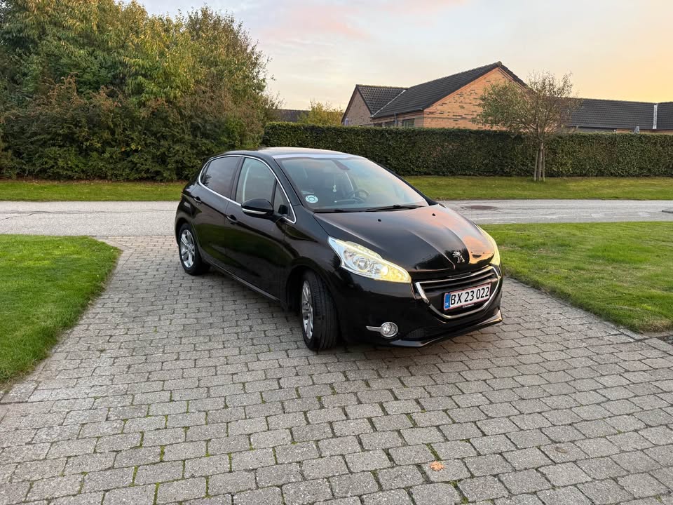 Peugeot 208 til salg hos Nabilli